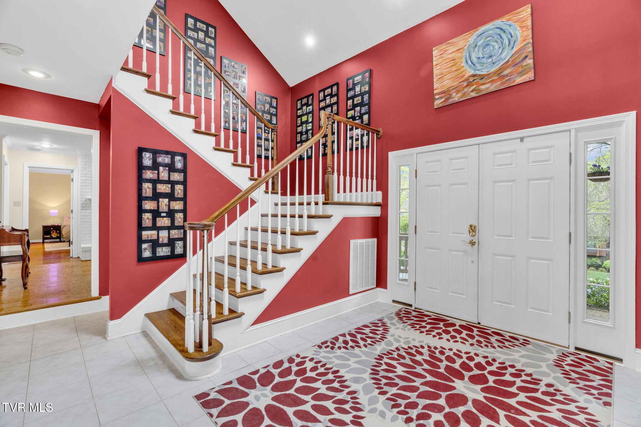 3402 Honeywood Drive, Johnson City, Tennessee image 9