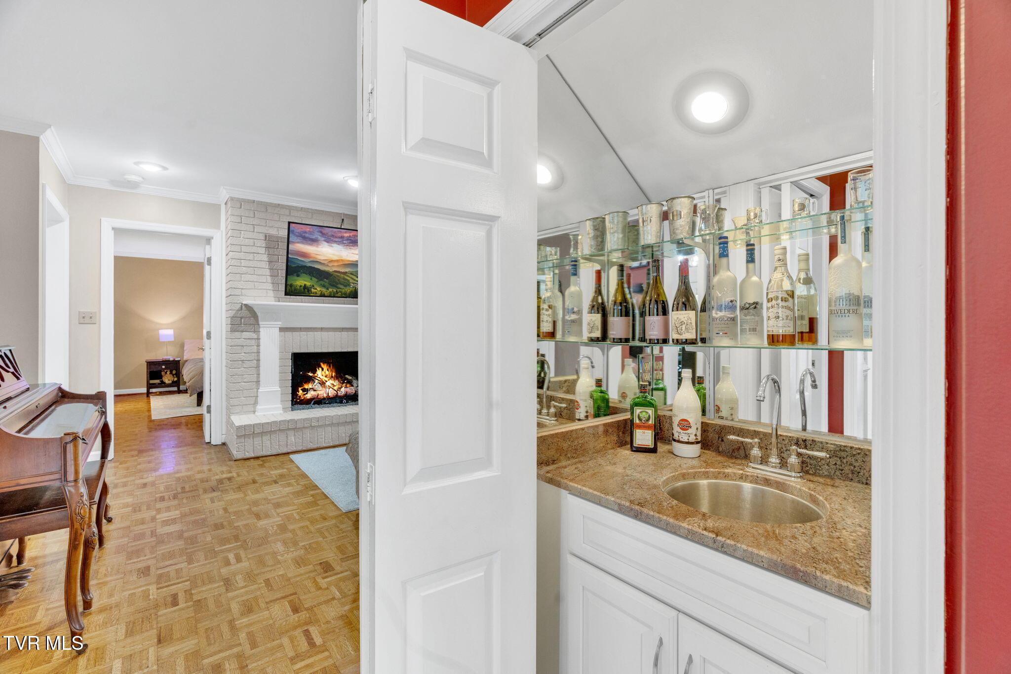 3402 Honeywood Drive, Johnson City, Tennessee image 20