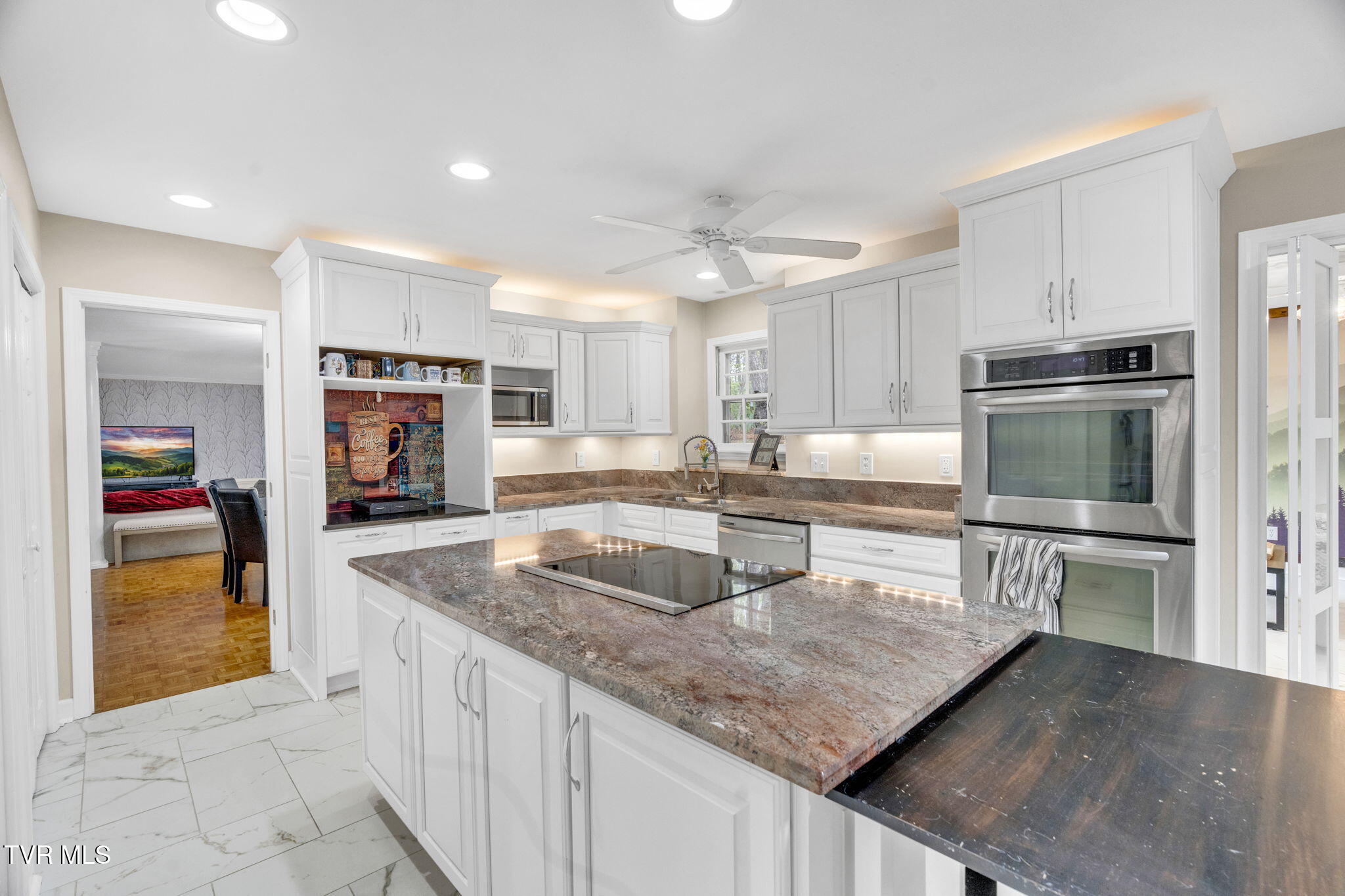 3402 Honeywood Drive, Johnson City, Tennessee image 17