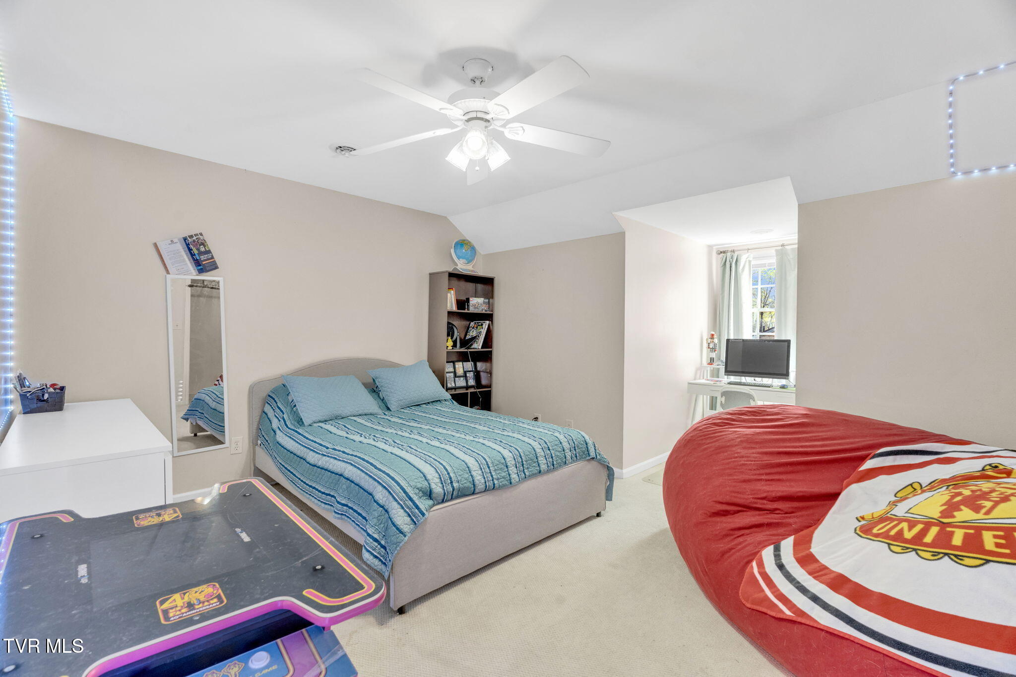 3402 Honeywood Drive, Johnson City, Tennessee image 37