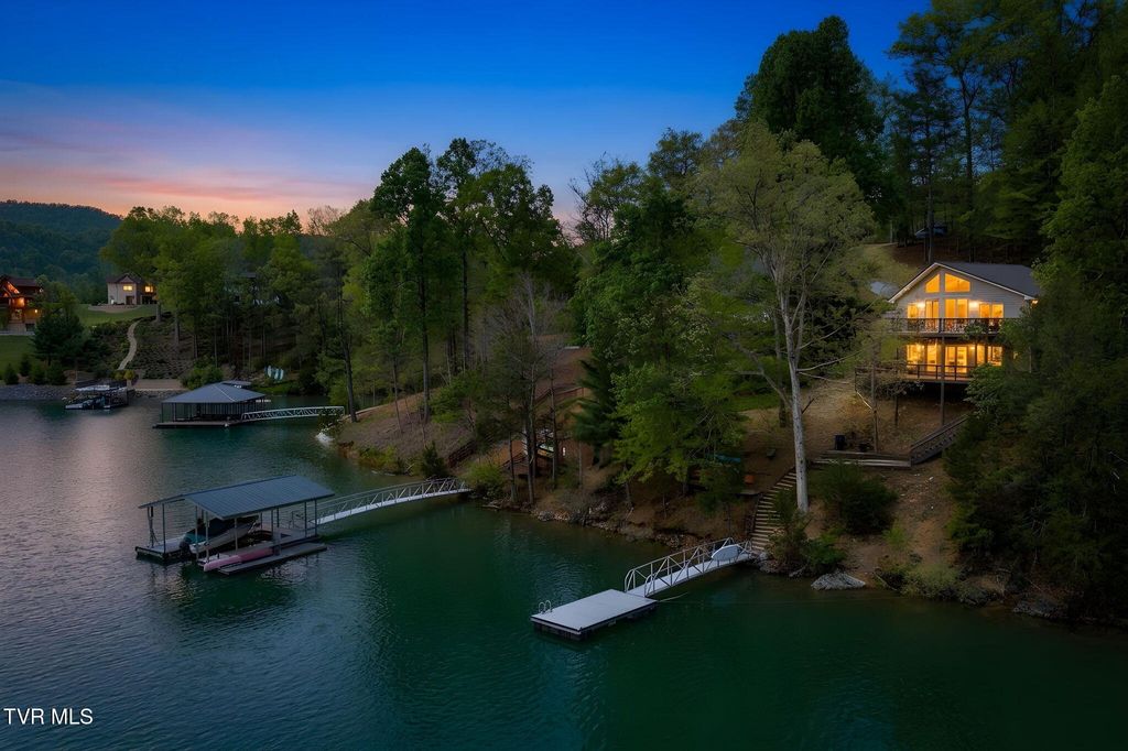 Photo of 237 Candlewood Lane, Butler, TN 37640 (MLS # 9994984)