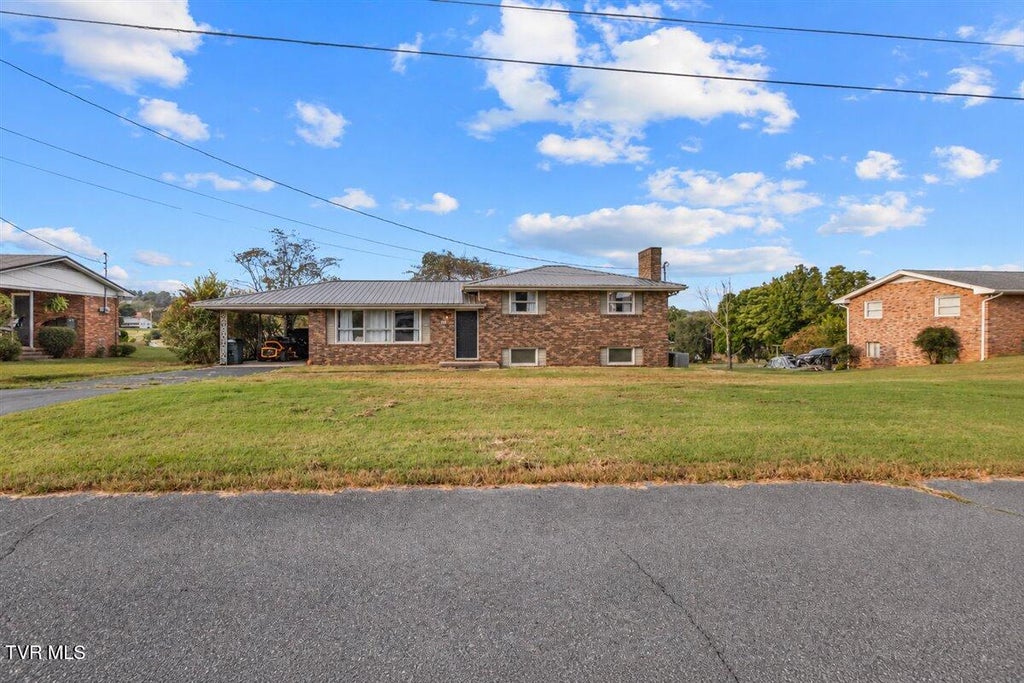 Photo of 535 Birch Street, Church Hill, TN 37642 (MLS # 10001129)