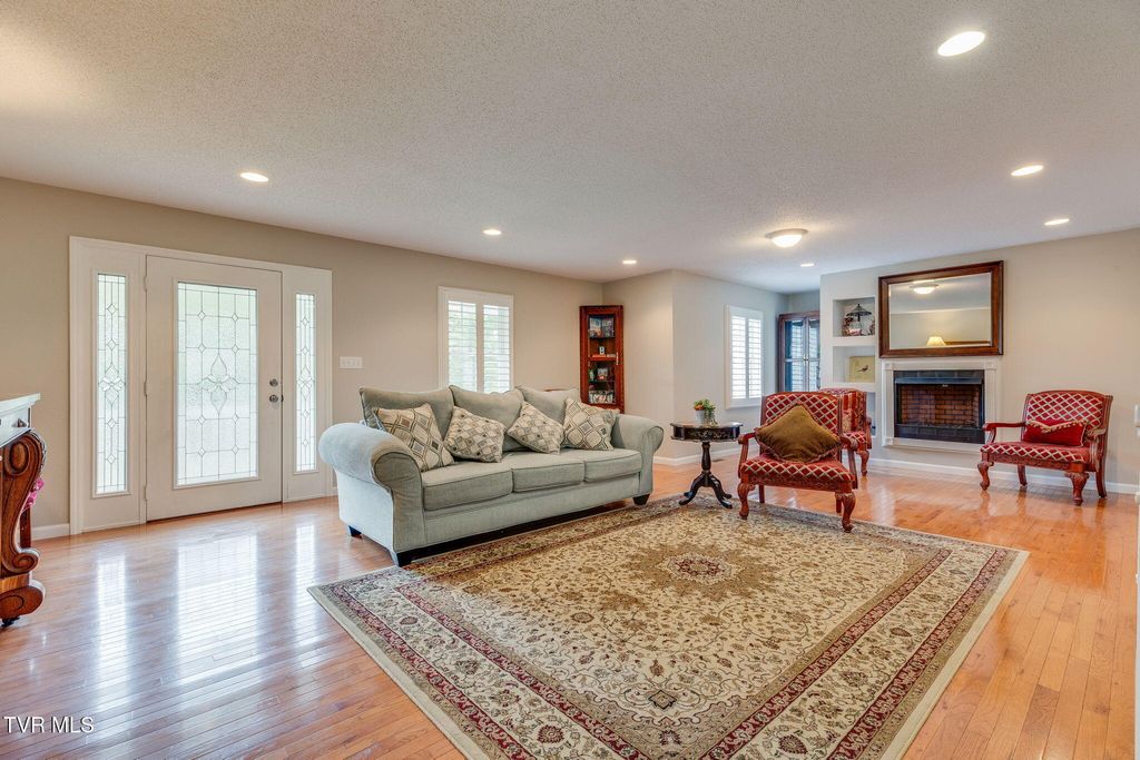 Photo of 19275 Wyndale Road, Abingdon, VA 24210 (MLS # 9982239)