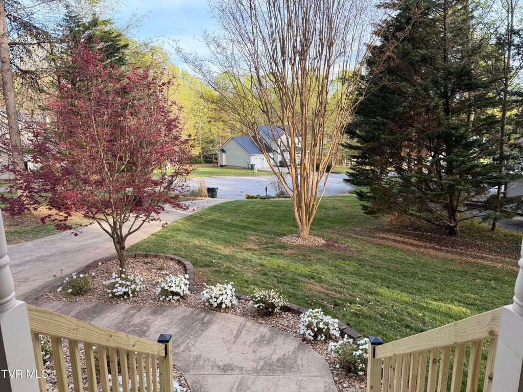 Photo of 1049 Millway Court, Jonesborough, TN 37659 (MLS # 9993569)
