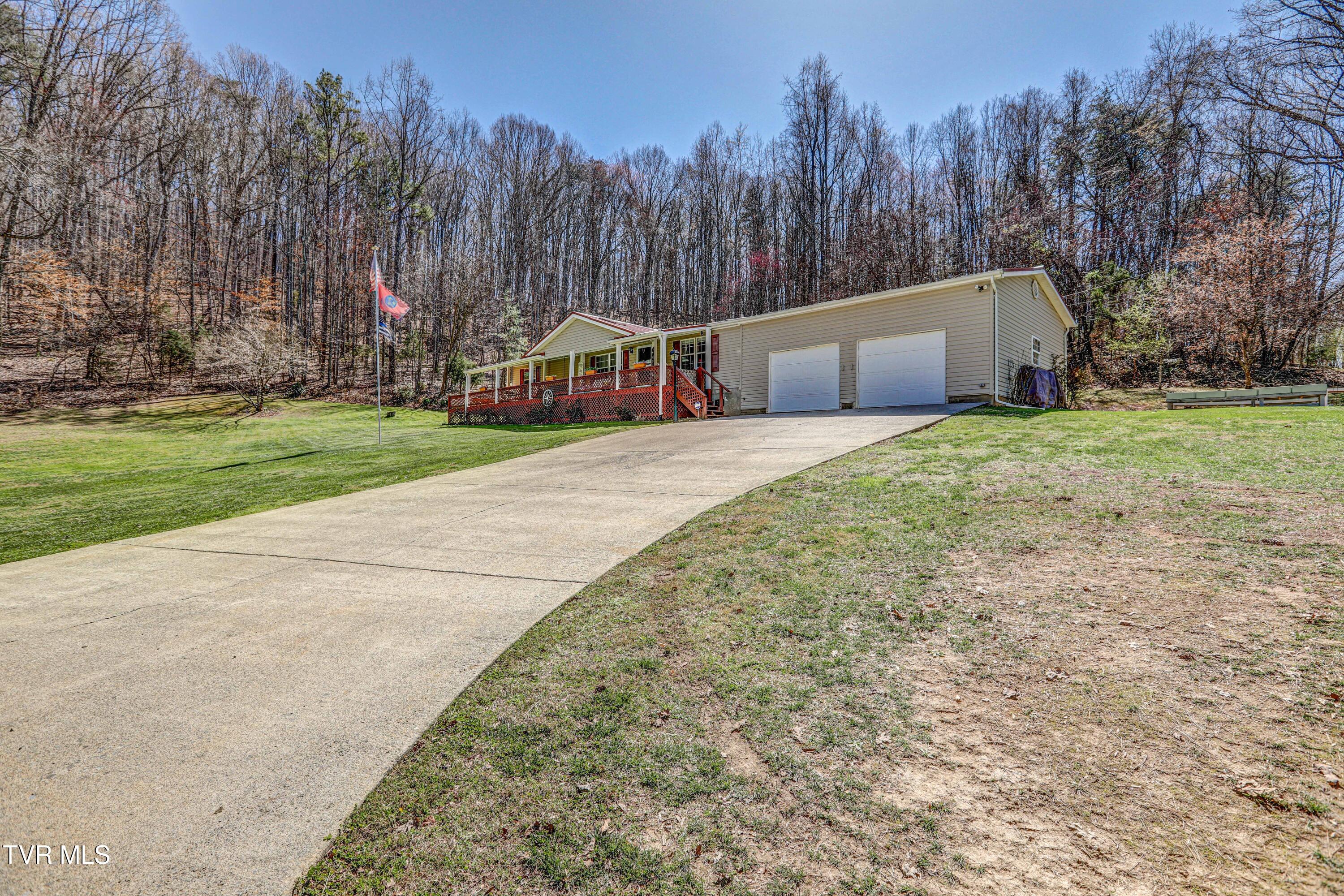 3595 Highway 11