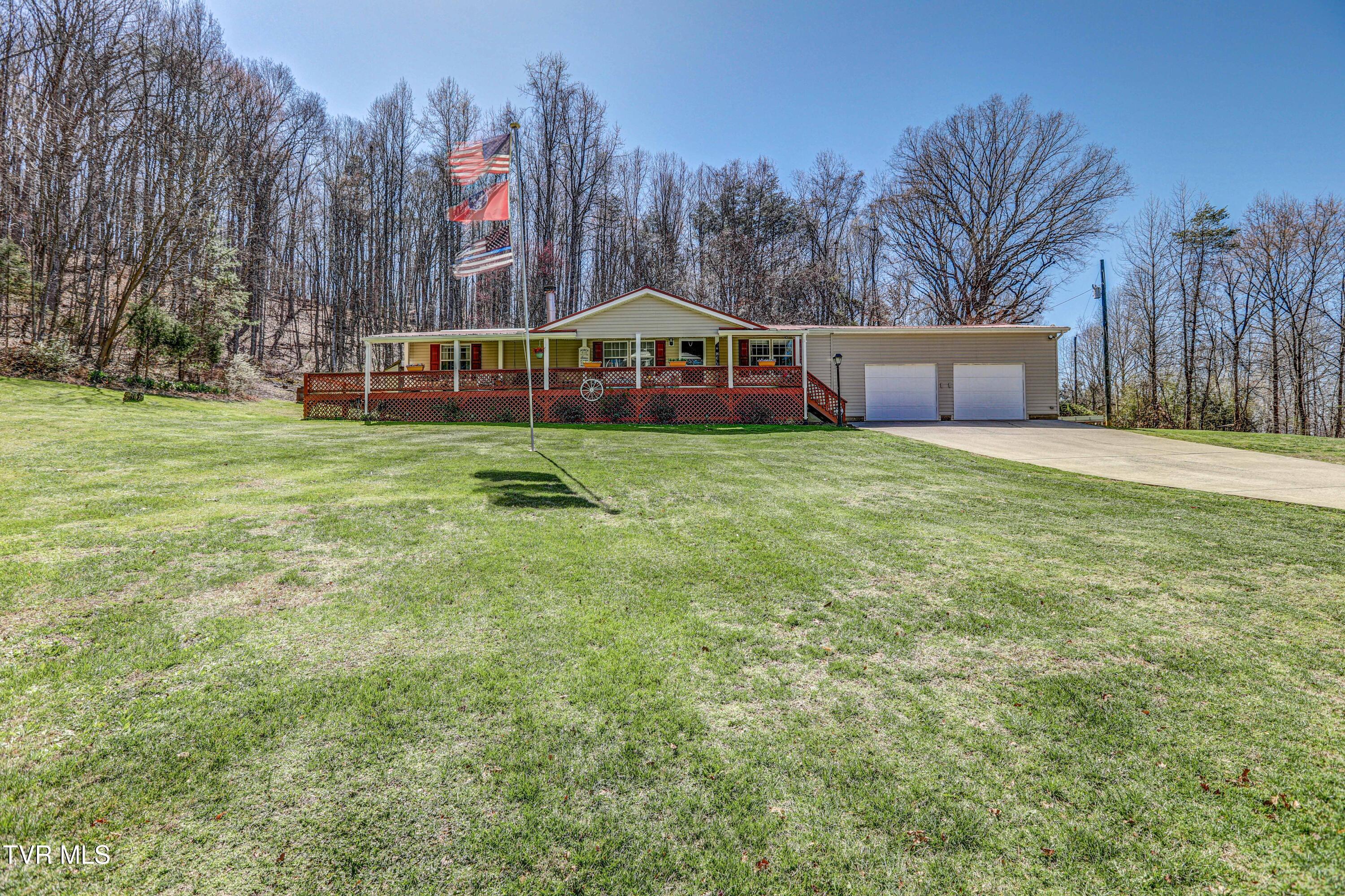 3595 Highway 11