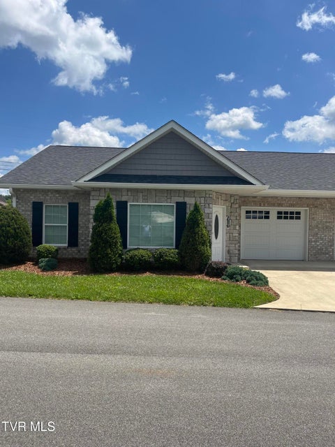 Photo of 1900 Knob Creek Road #82, Johnson City, TN 37604 (MLS # 10001104)