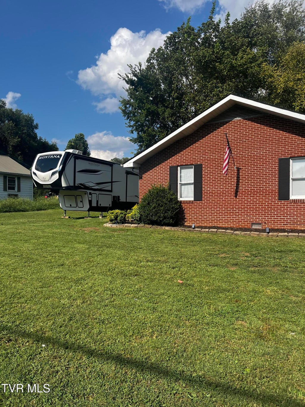 Photo of 116 Orange Street, Kingsport, TN 37660 (MLS # 10000715)