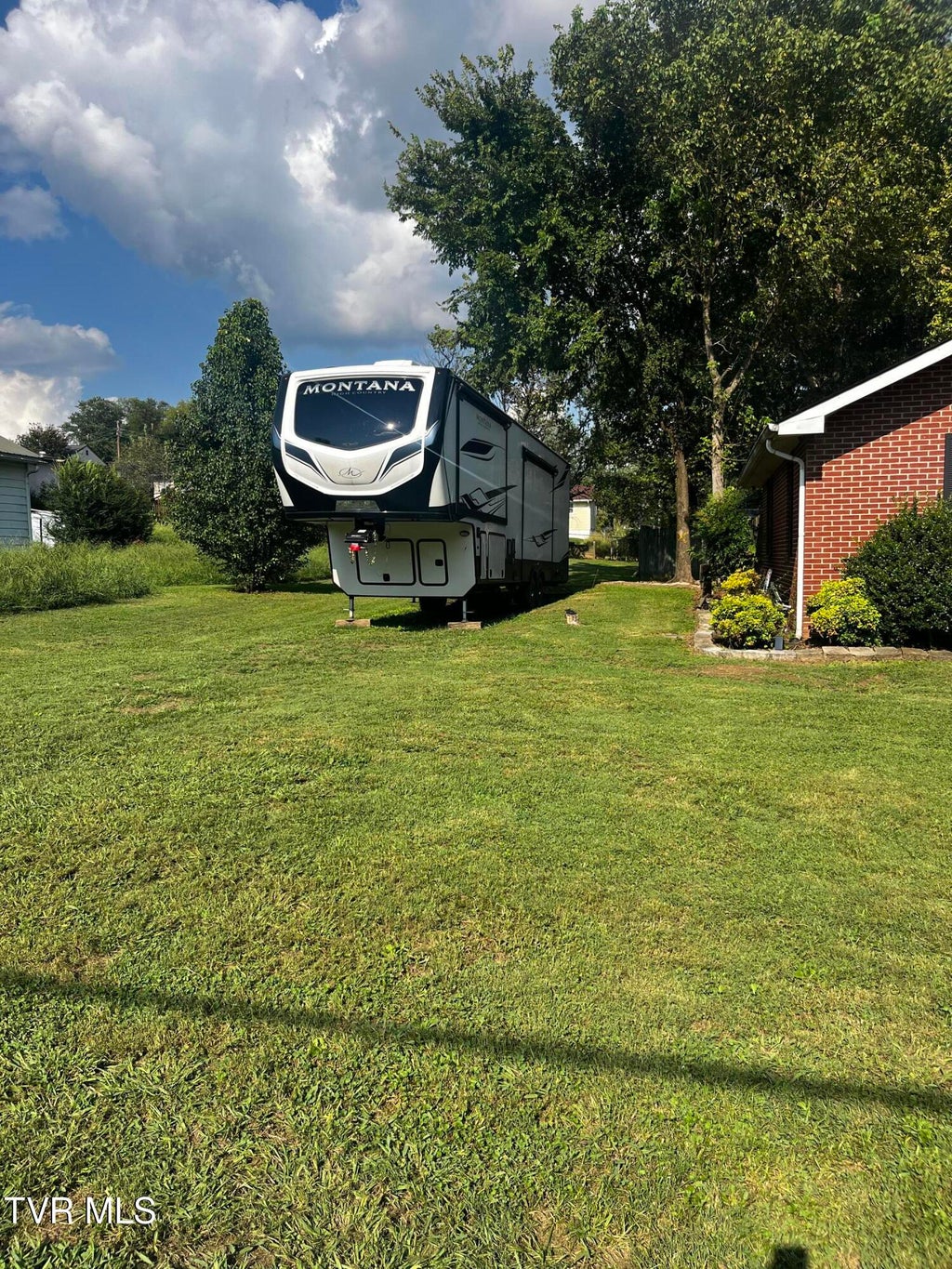 Photo of 116 Orange Street, Kingsport, TN 37660 (MLS # 10000715)