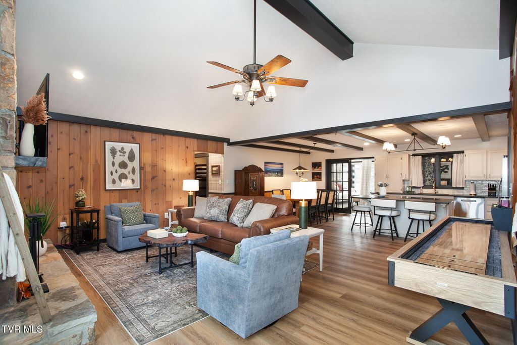 Photo of 428 Moody Drive, Gatlinburg, TN 37738 (MLS # 9992370)