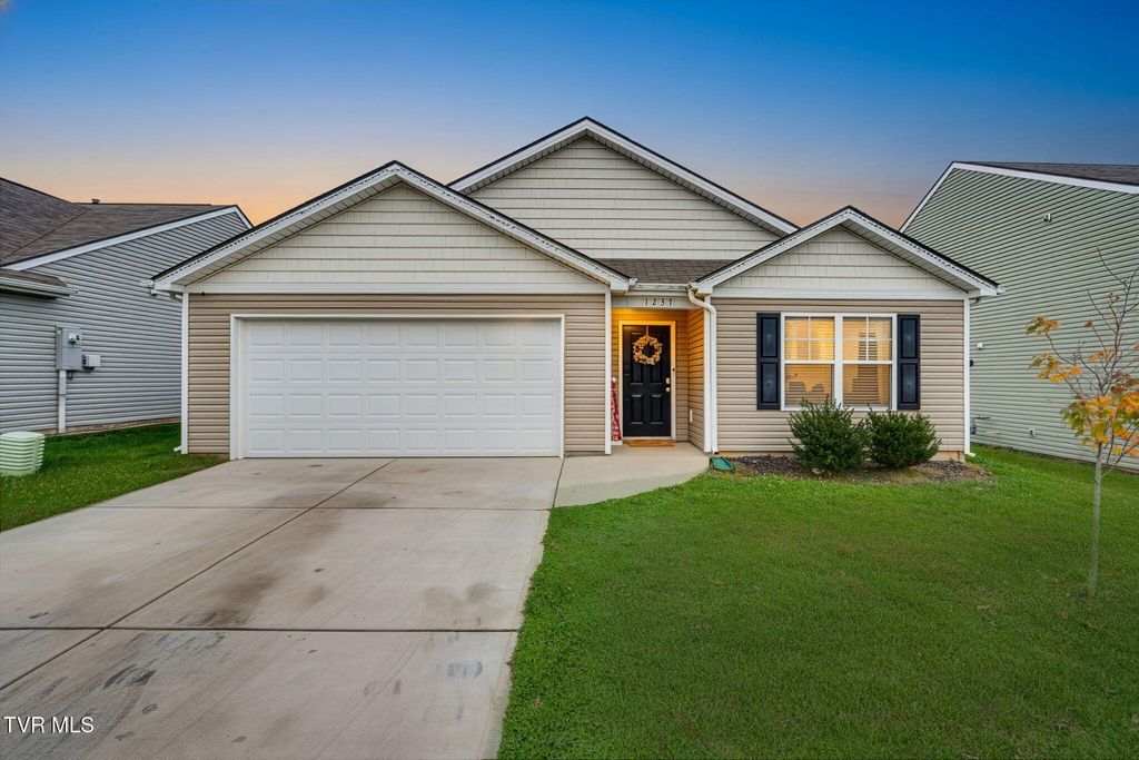 Photo of 1237 Stamp Lodge Road, Kingsport, TN 37660 (MLS # 9988633)