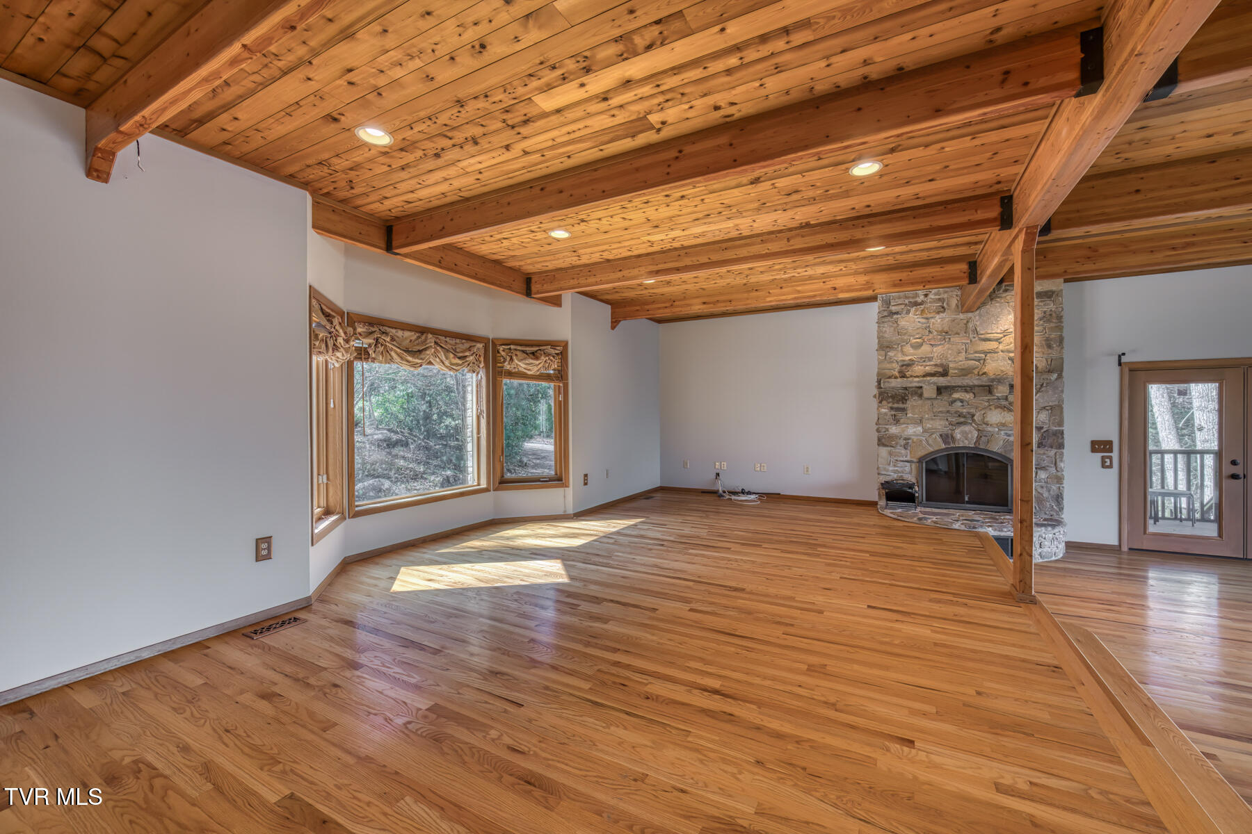 579 Lake Drive, Piney Flats, Tennessee image 18