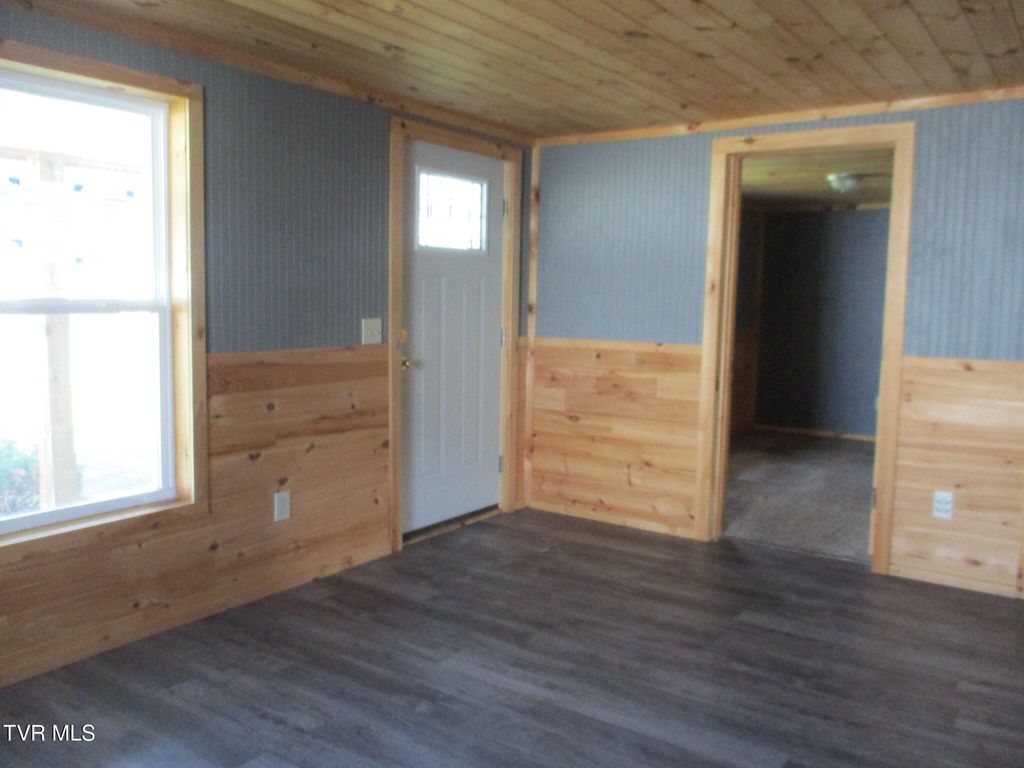 Photo of 128 Butler Lane, Mountain City, TN 37683 (MLS # 9987858)