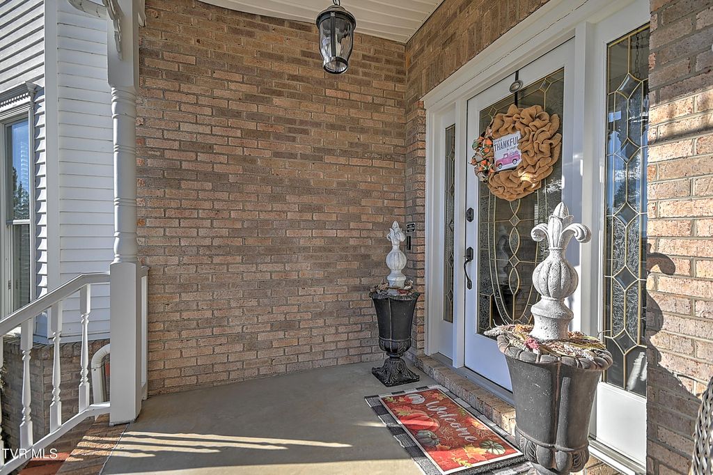 Photo of 2308 Granite Drive, Johnson City, TN 37604 (MLS # 9987438)