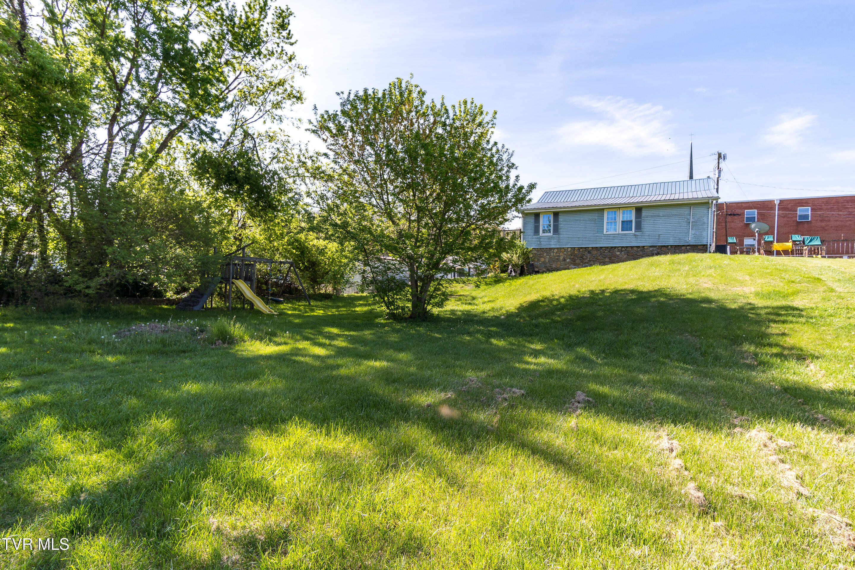 527 Monroe Street, Erwin, Tennessee image 8