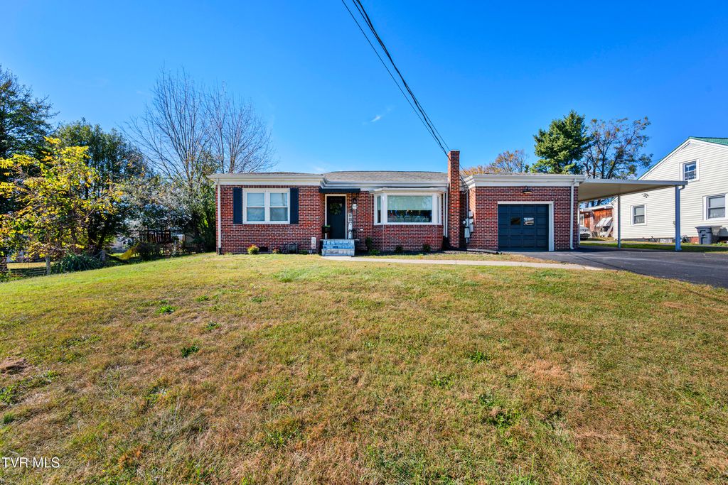 Photo of 1520 Tremont Avenue, Bristol, TN 37620 (MLS # 9988559)