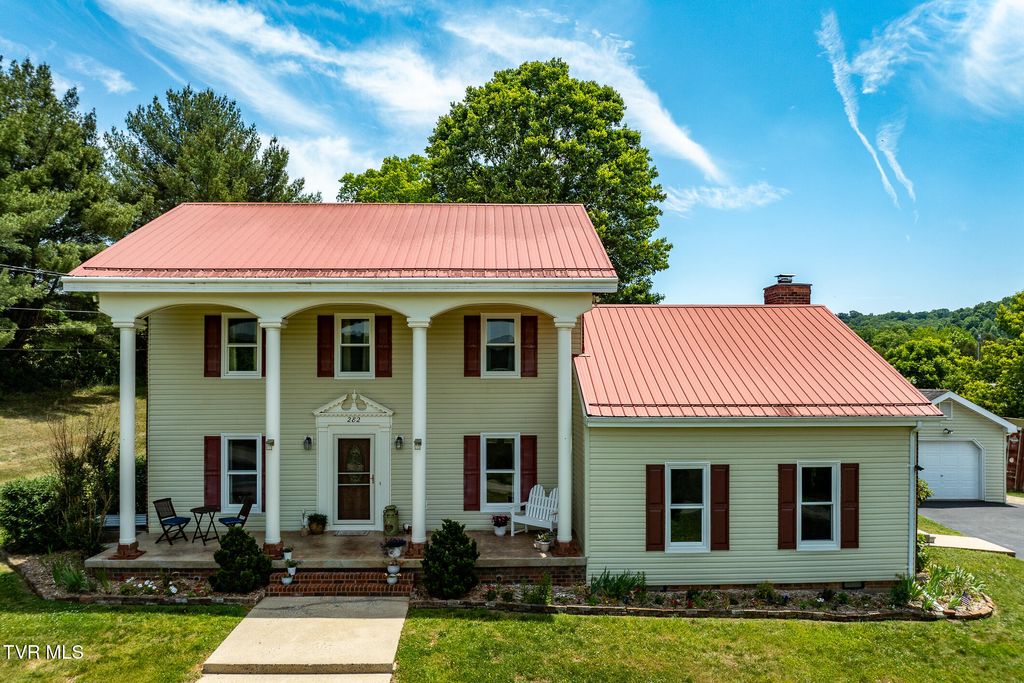 Photo of 282 Horseshoe Bend Road, Jonesborough, TN 37659 (MLS # 9995915)