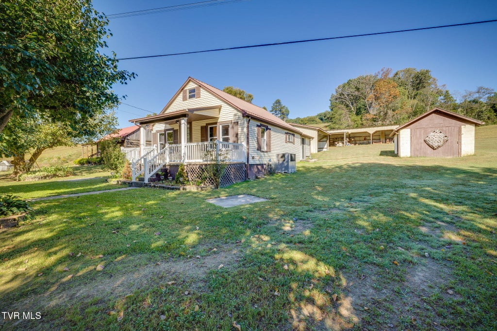 Photo of 221 Amis Chapel Road, Surgoinsville, TN 37873 (MLS # 10001614)