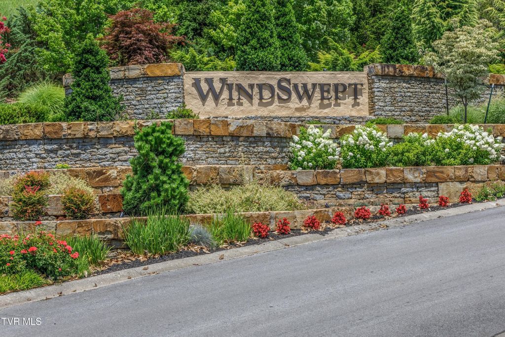 Photo of 2477 Starboard Crest Road, Morristown, TN 37814 (MLS # 9993091)