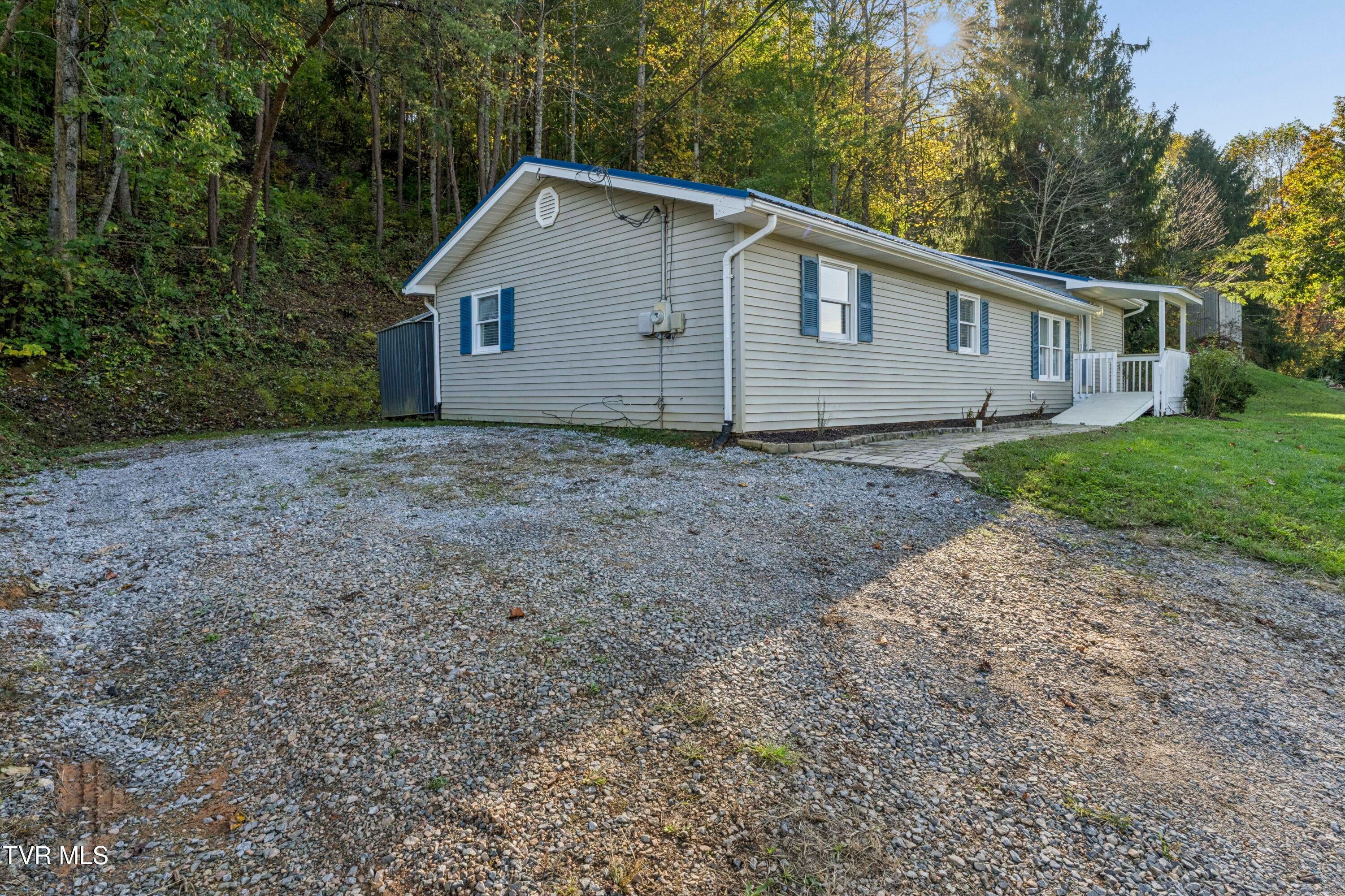 375 Jenkins Hollow Road