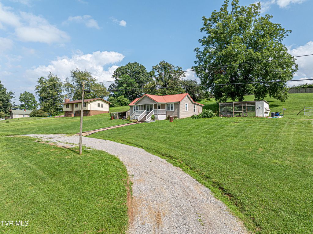 Photo of 19280 Repass Road, Abingdon, VA 24210 (MLS # 9998686)