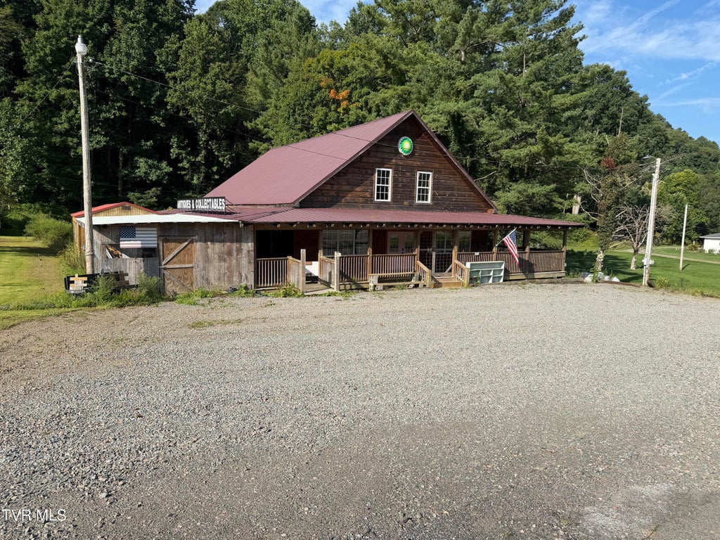 Photo of 11190 Highway 421, Trade, TN 37691 (MLS # 10000040)