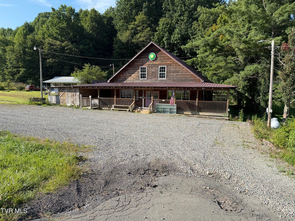 Photo of 11190 Highway 421, Trade, TN 37691 (MLS # 10000040)