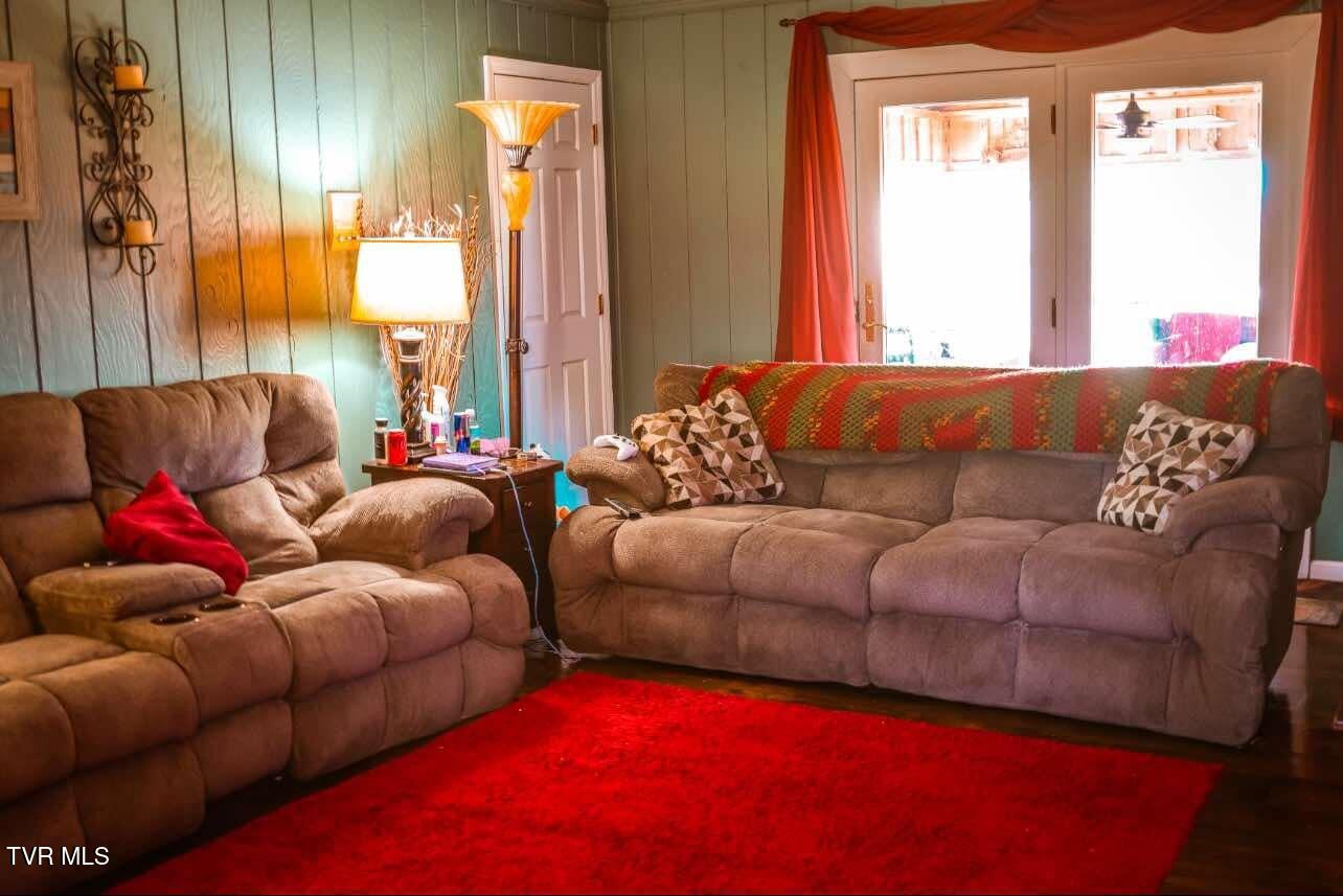 2595 Rose Ridge Ridge, Clintwood, Virginia image 29