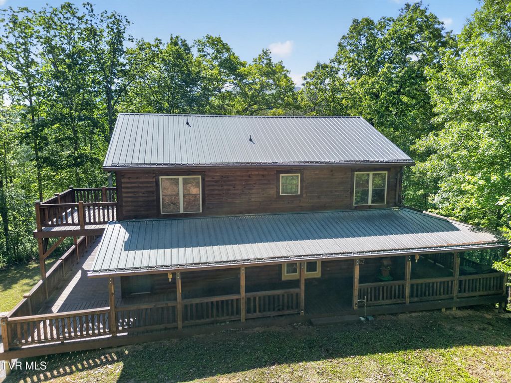 Photo of 13945 Asheville Highway, Greeneville, TN 37743 (MLS # 9995881)