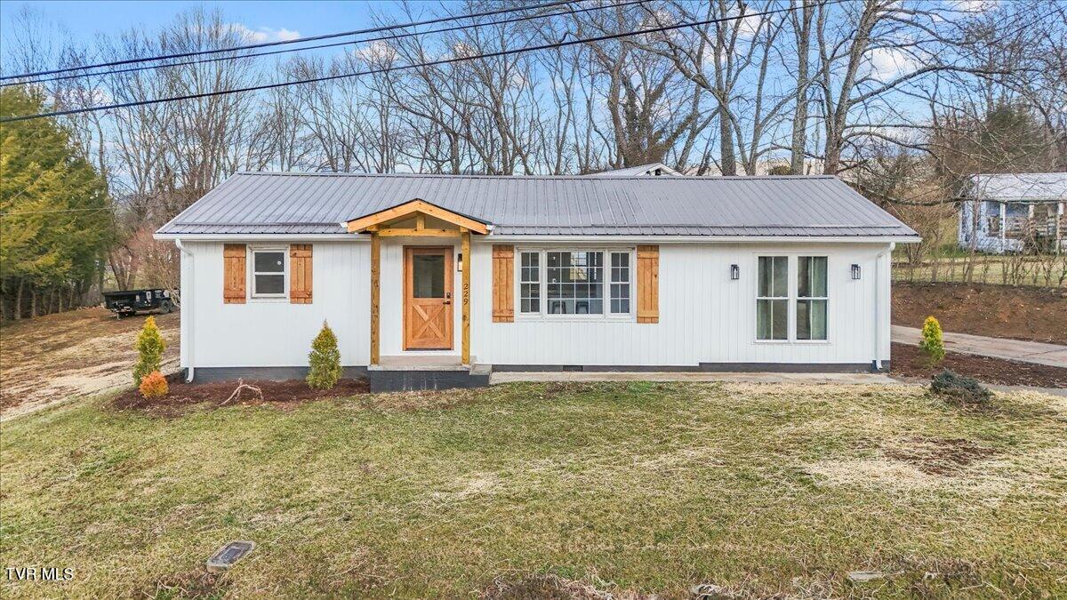 229 Hillside Road, Mountain City, Tennessee image 1