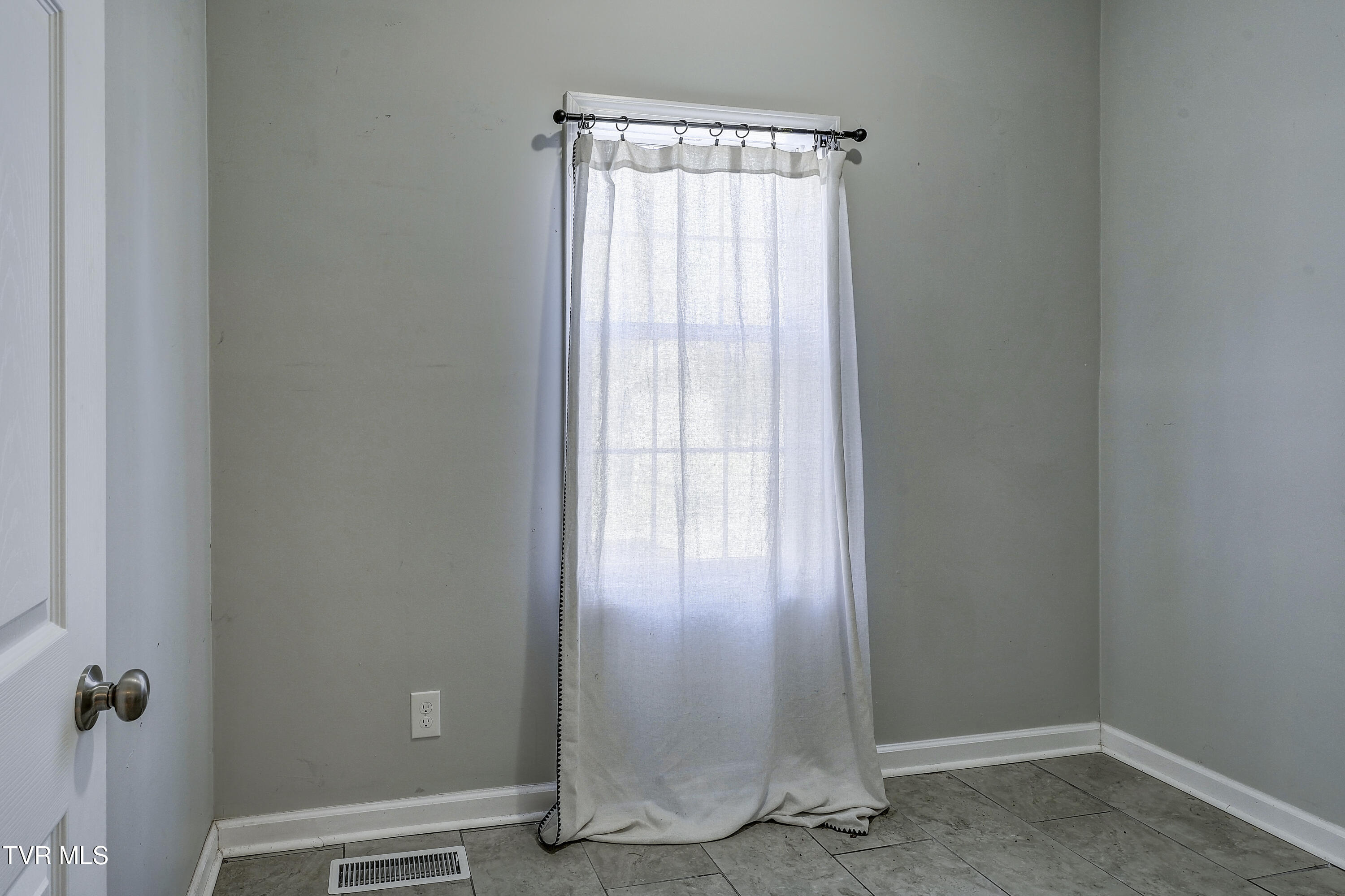 415 Taylor Street, Bristol, Tennessee image 41