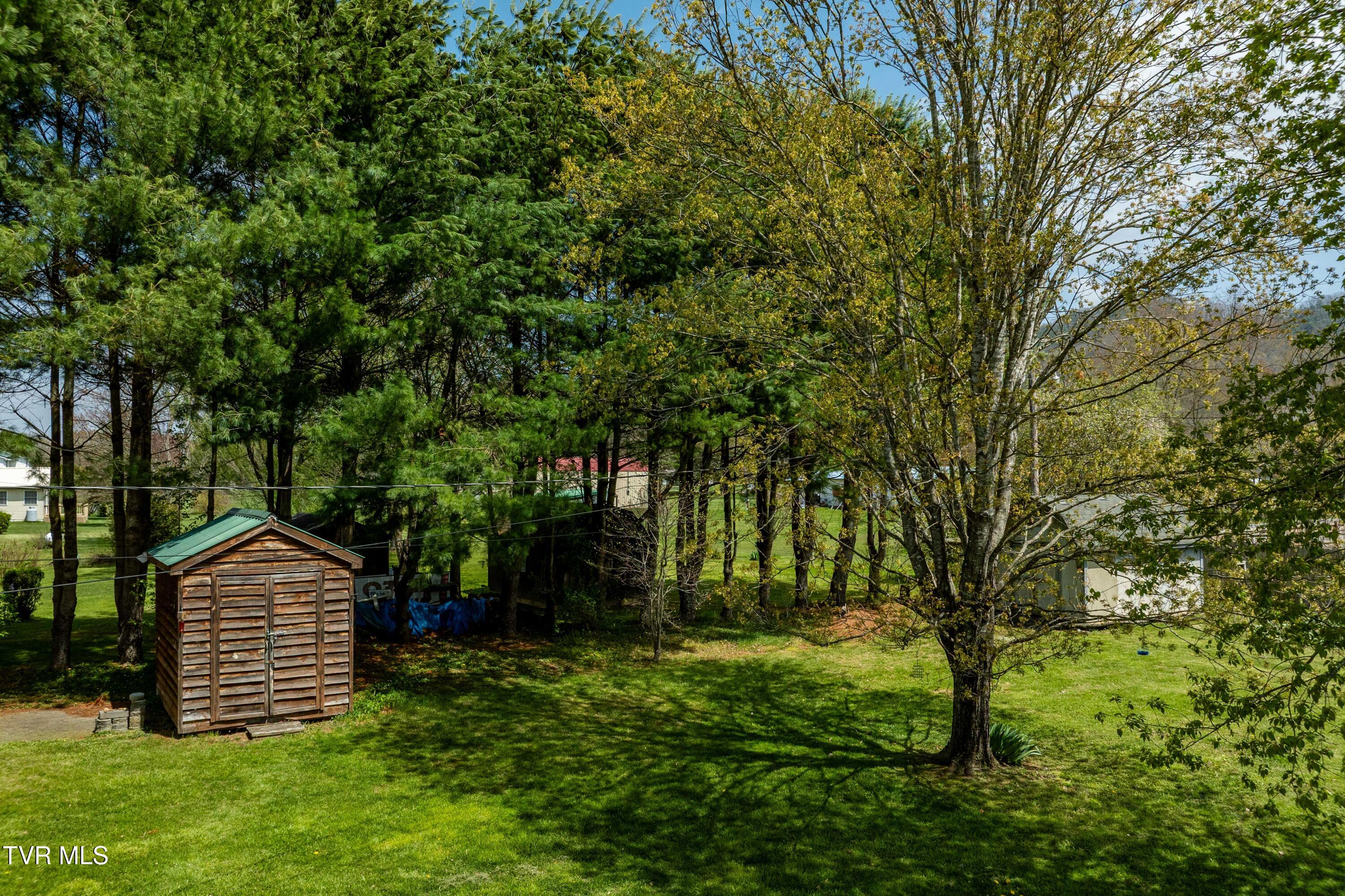 525 Adams Road, Mountain City, Tennessee image 30