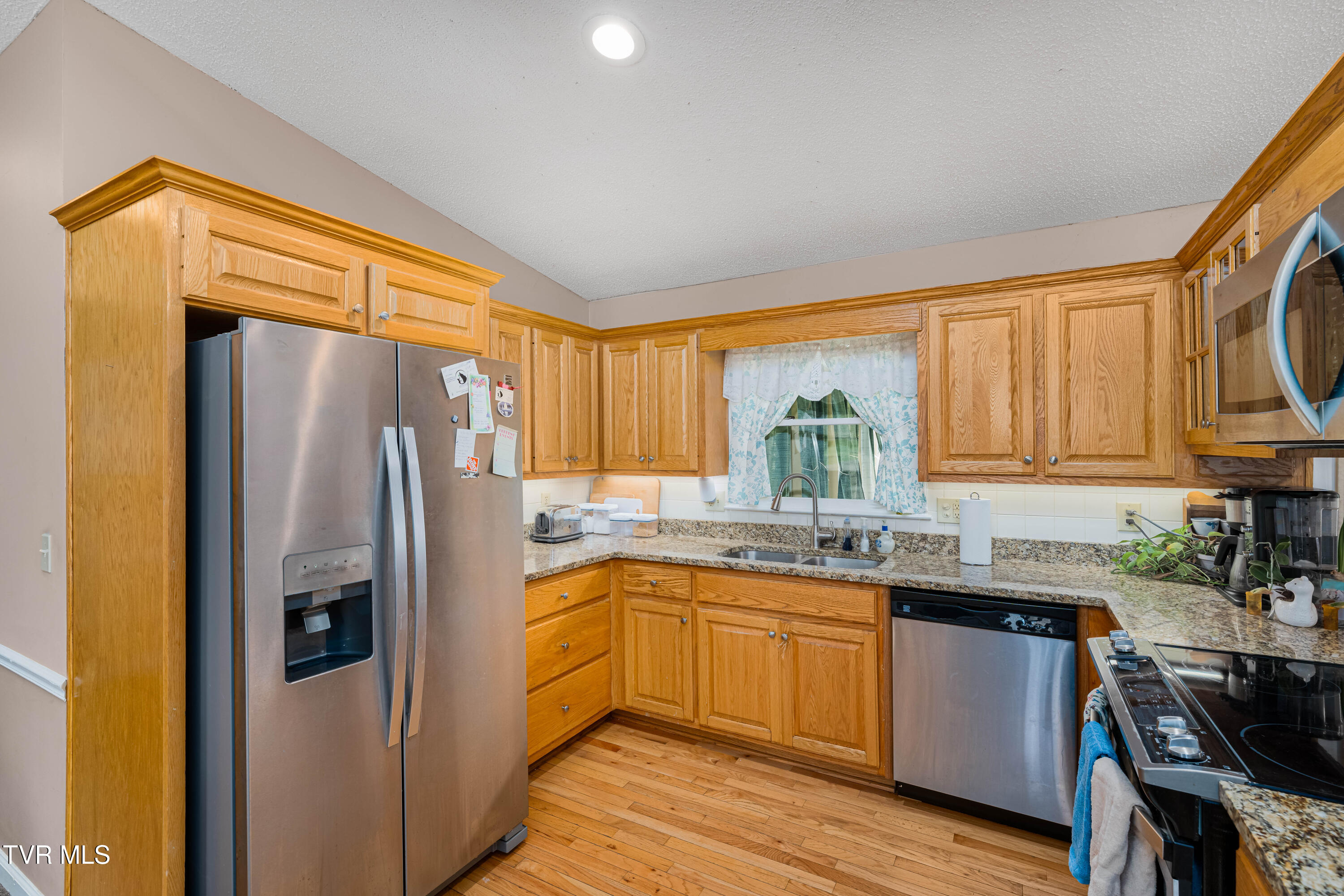 525 Adams Road, Mountain City, Tennessee image 9