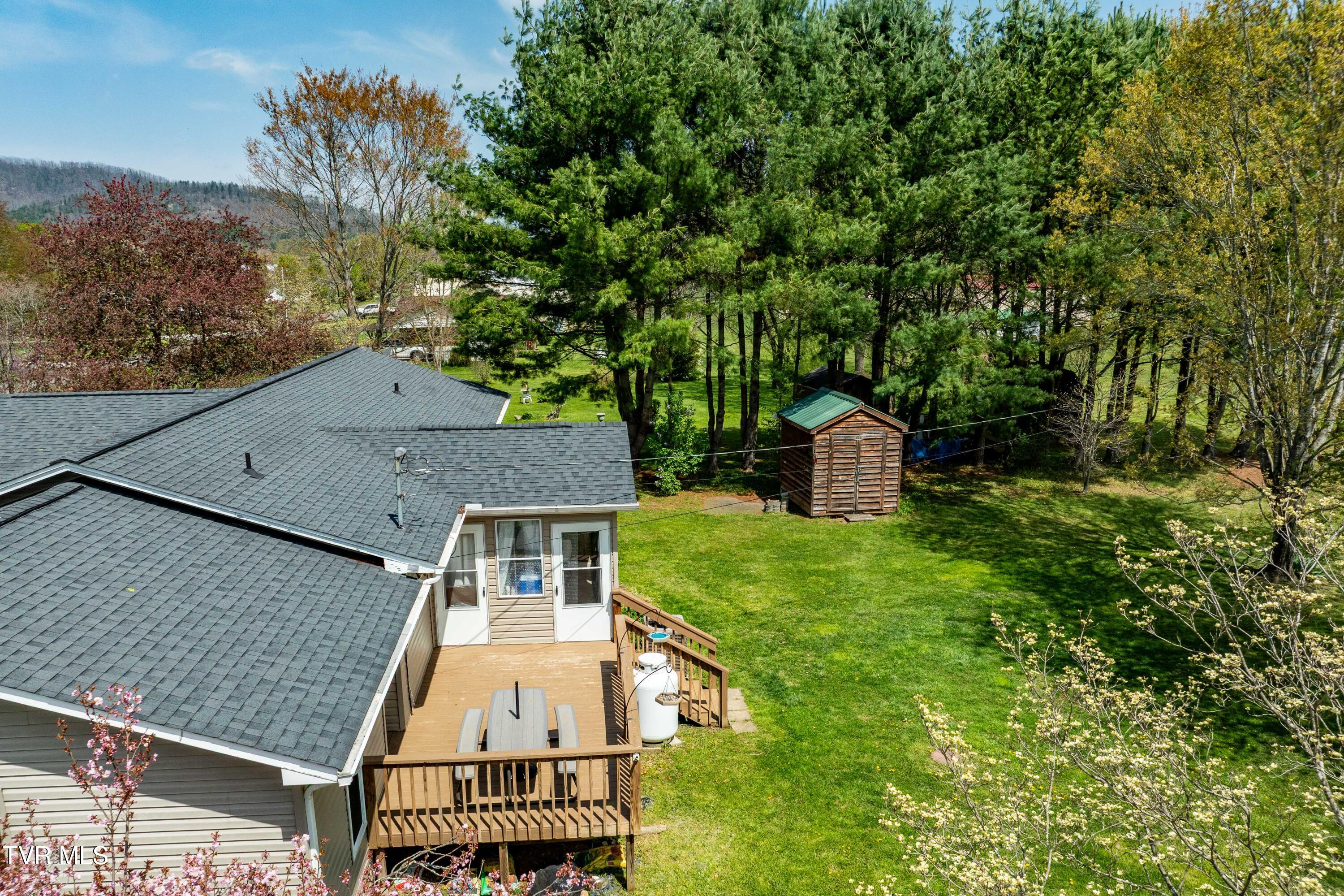 525 Adams Road, Mountain City, Tennessee image 28