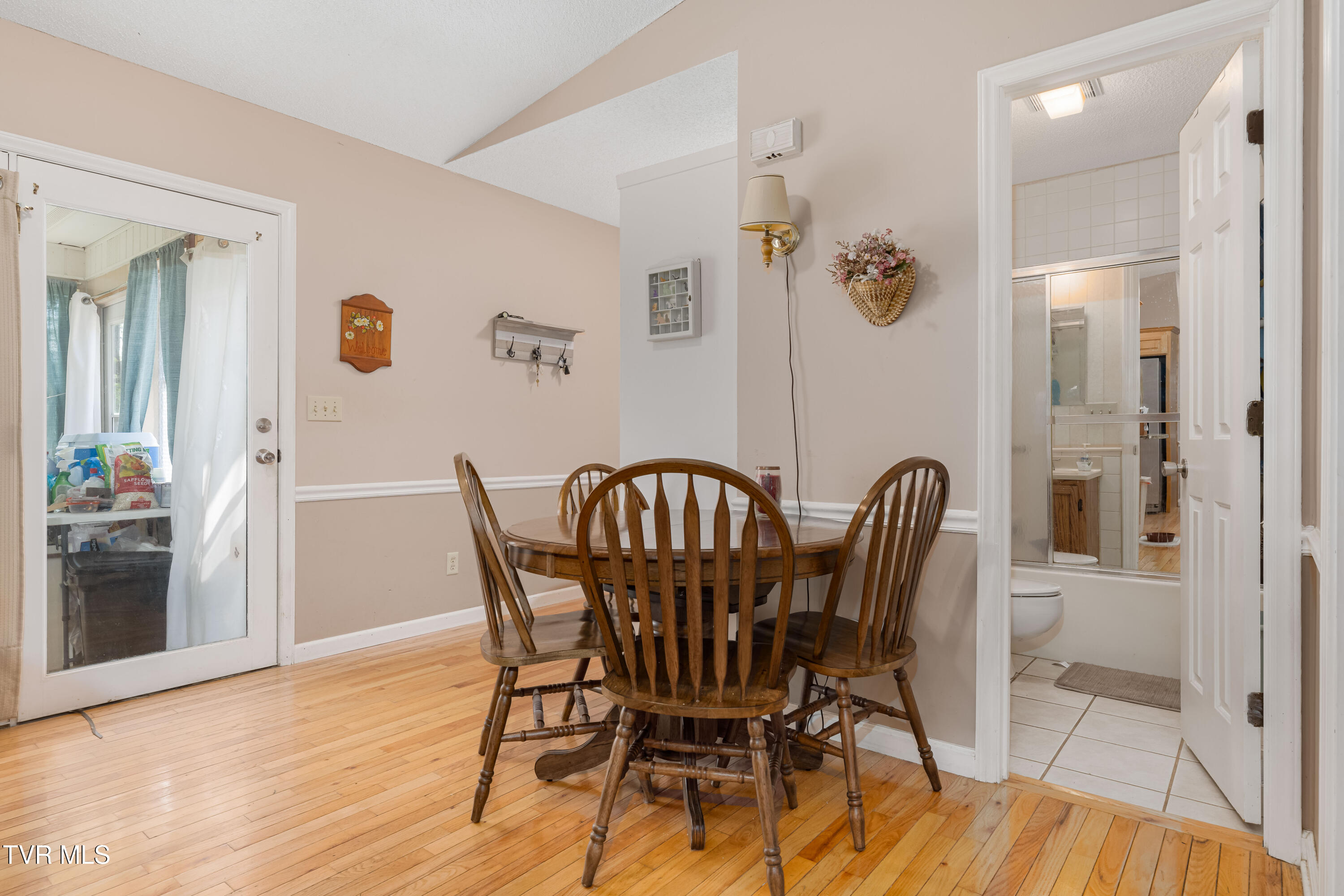 525 Adams Road, Mountain City, Tennessee image 7