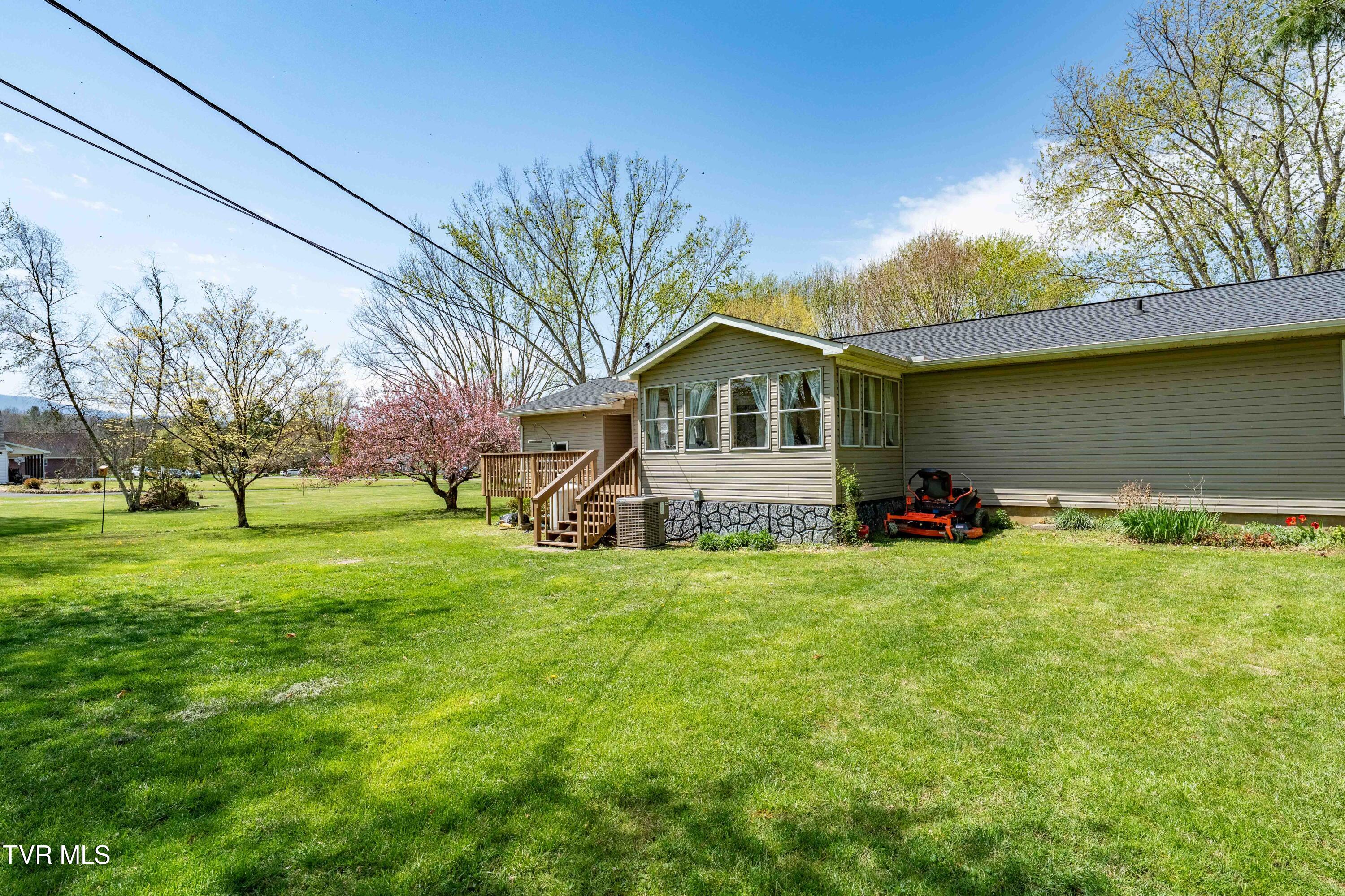 525 Adams Road, Mountain City, Tennessee image 41
