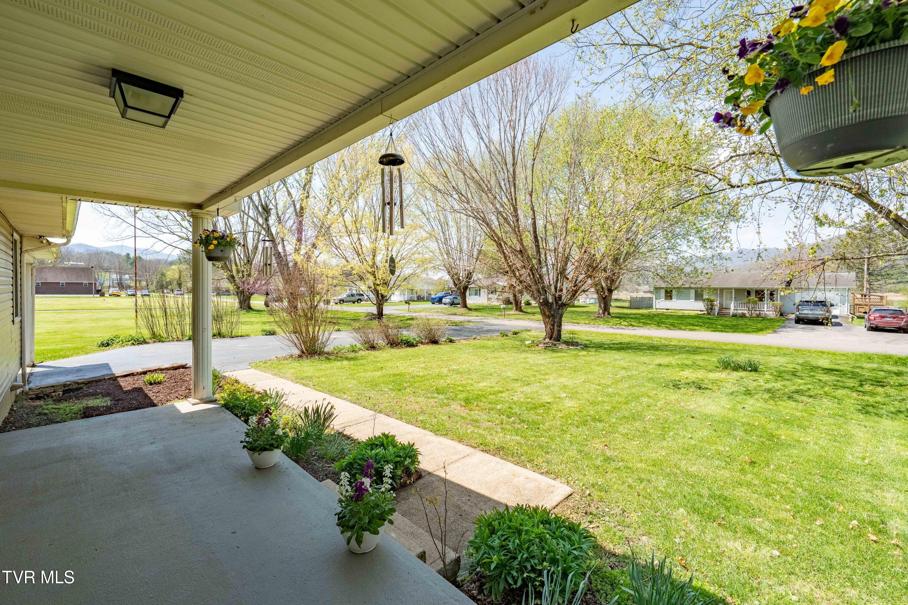 525 Adams Road, Mountain City, Tennessee image 33