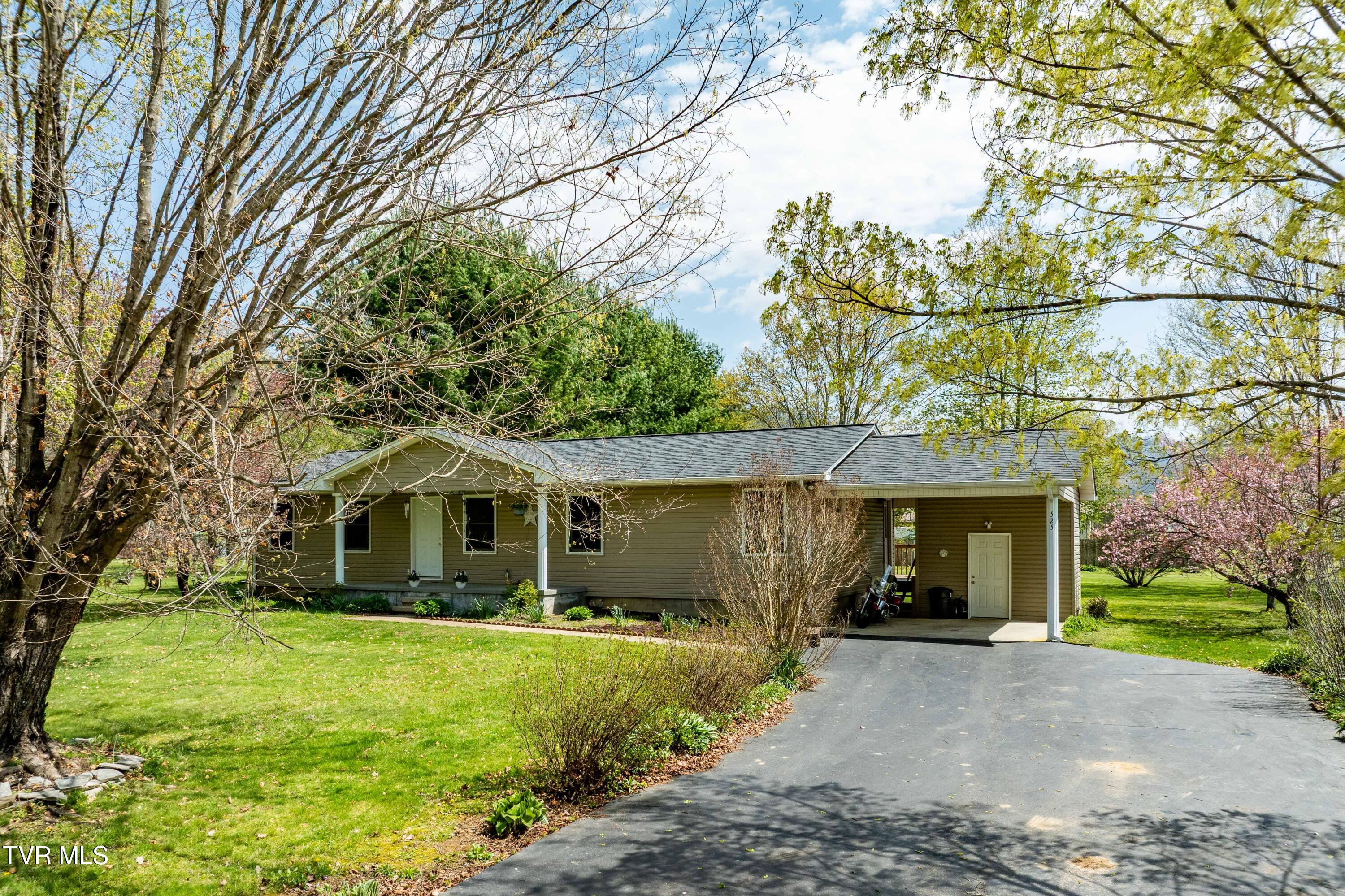 525 Adams Road, Mountain City, Tennessee image 27