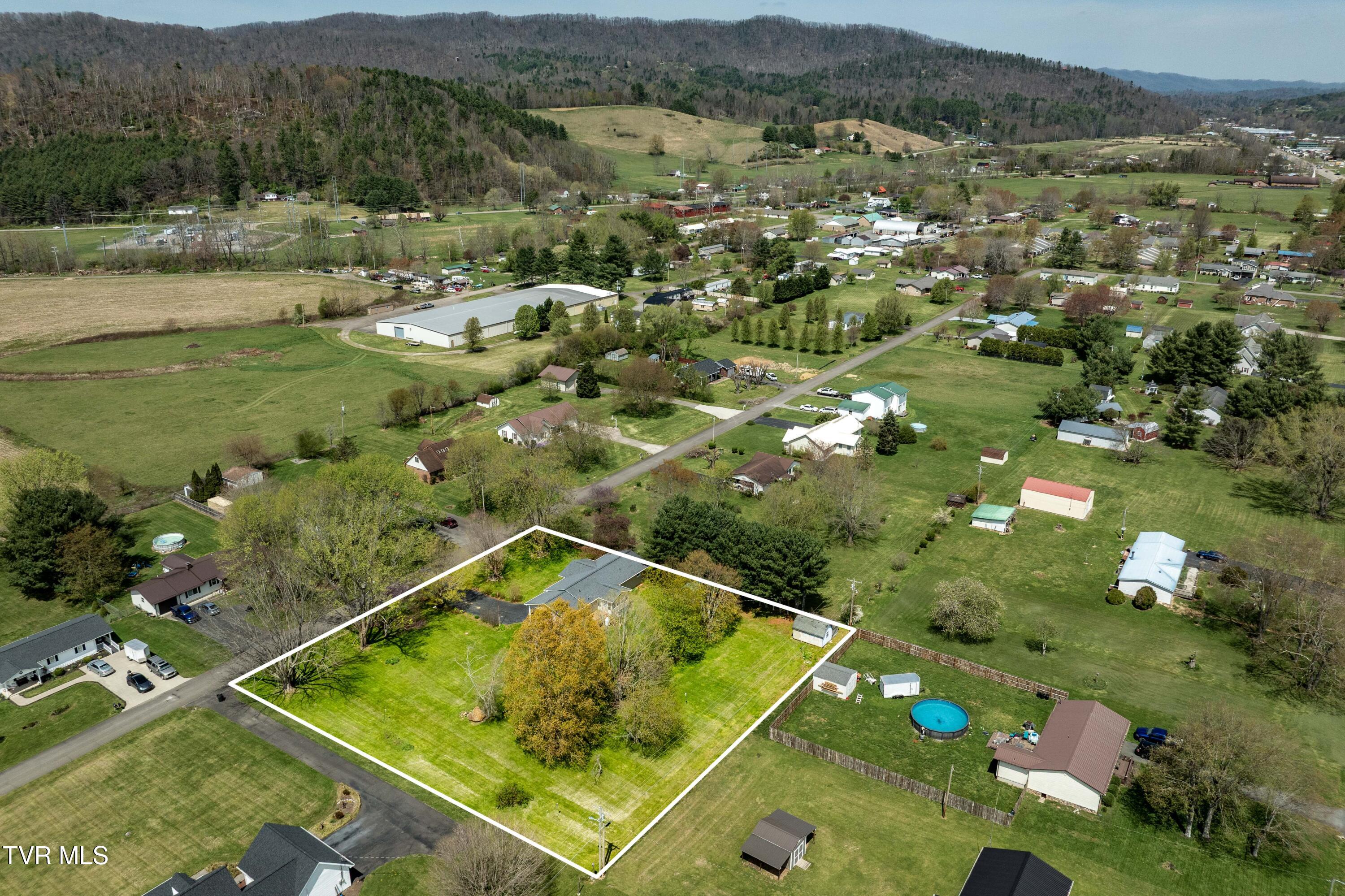 525 Adams Road, Mountain City, Tennessee image 26