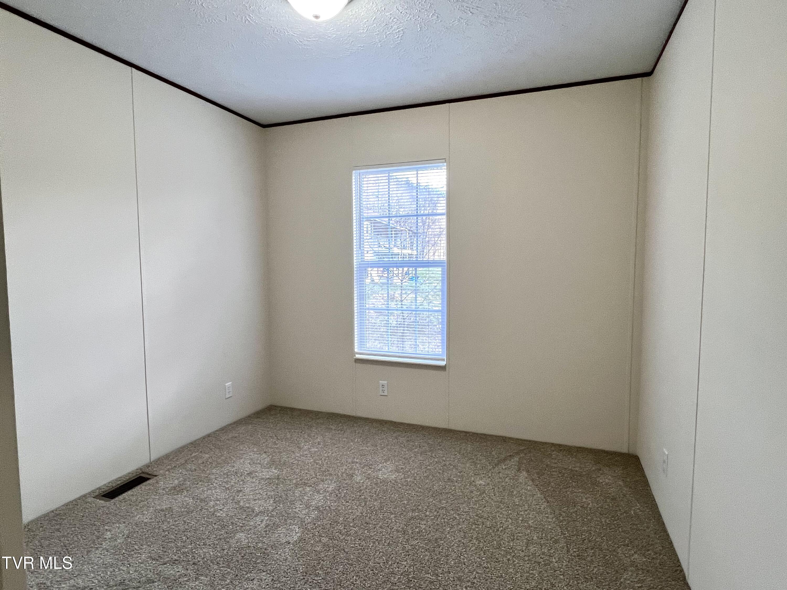 13 Woods Road, Castlewood, Virginia image 10
