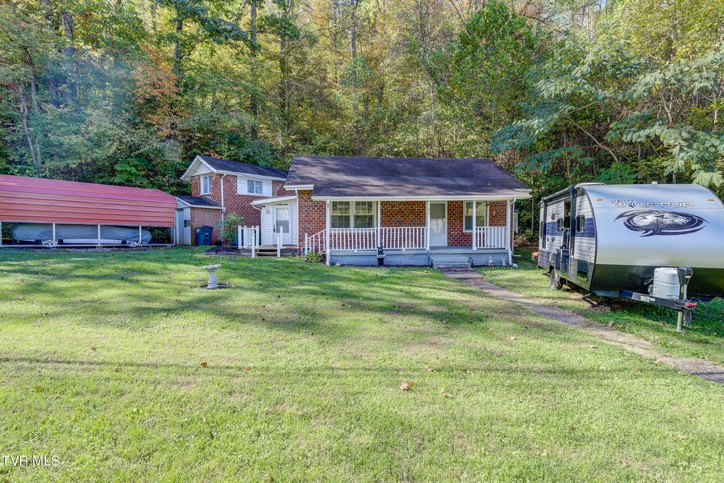 Photo of 1678 Echo Court, Kingsport, TN 37665 (MLS # 9987226)