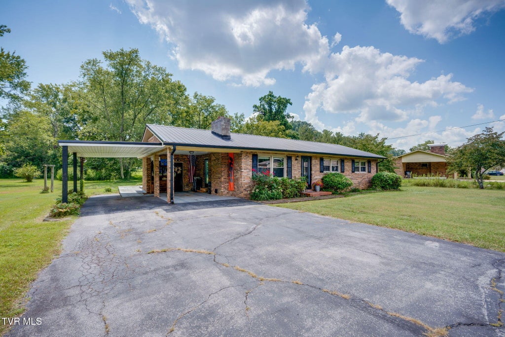 Photo of 2012 Diana Road, Kingsport, TN 37660 (MLS # 10000355)