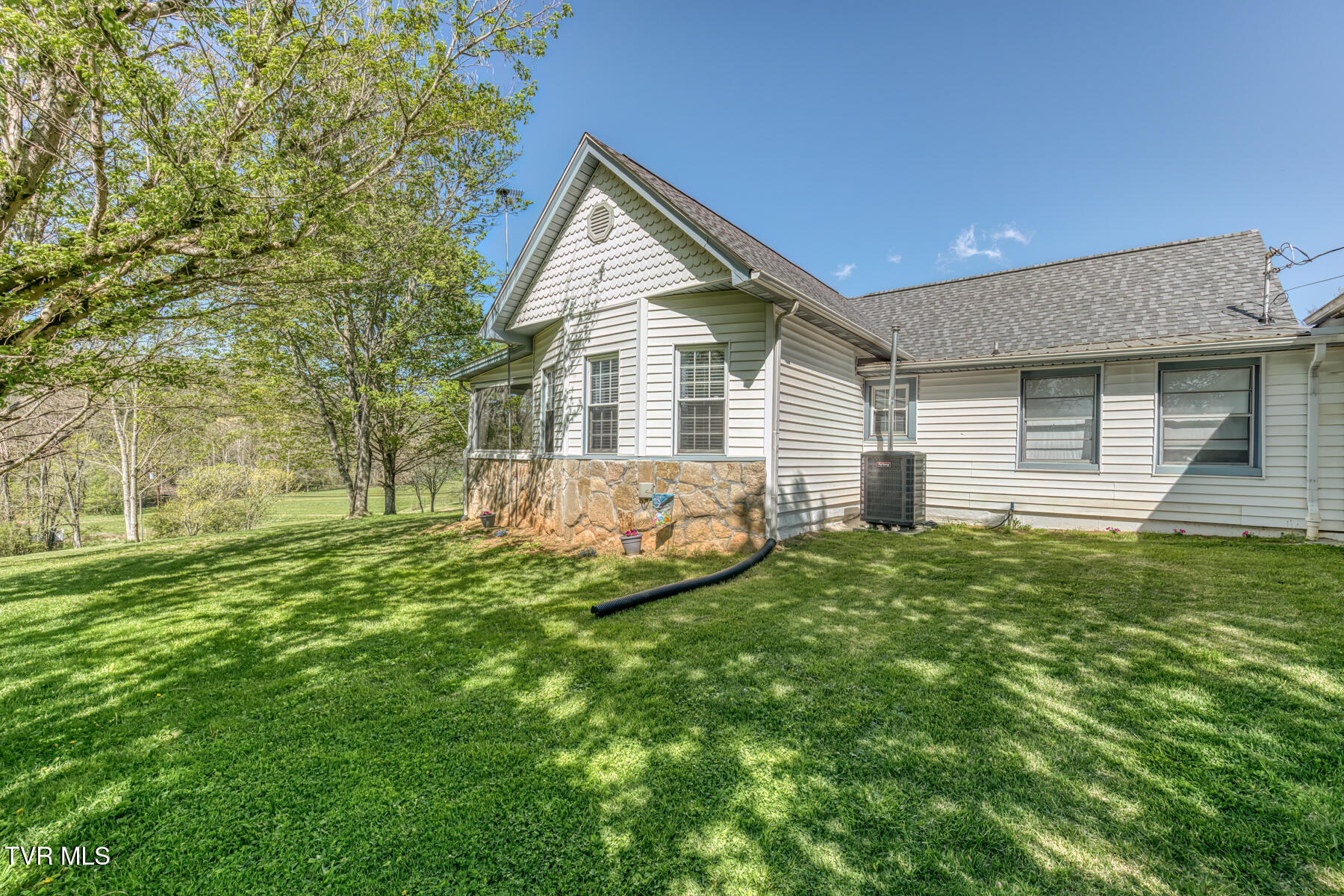 403 Choptack Road, Rogersville, Tennessee image 32
