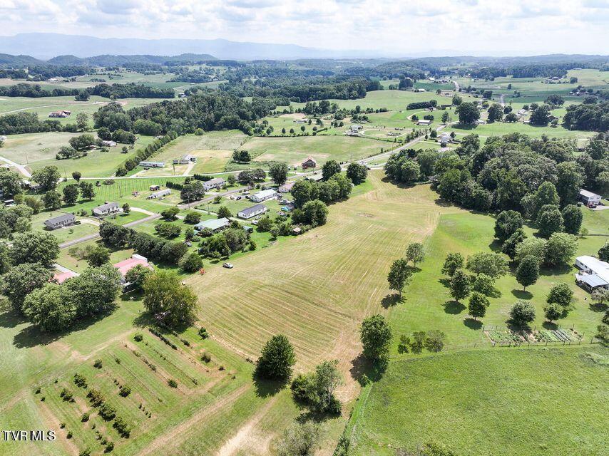 655 Old Snapps Ferry Road, Chuckey, Tennessee image 5