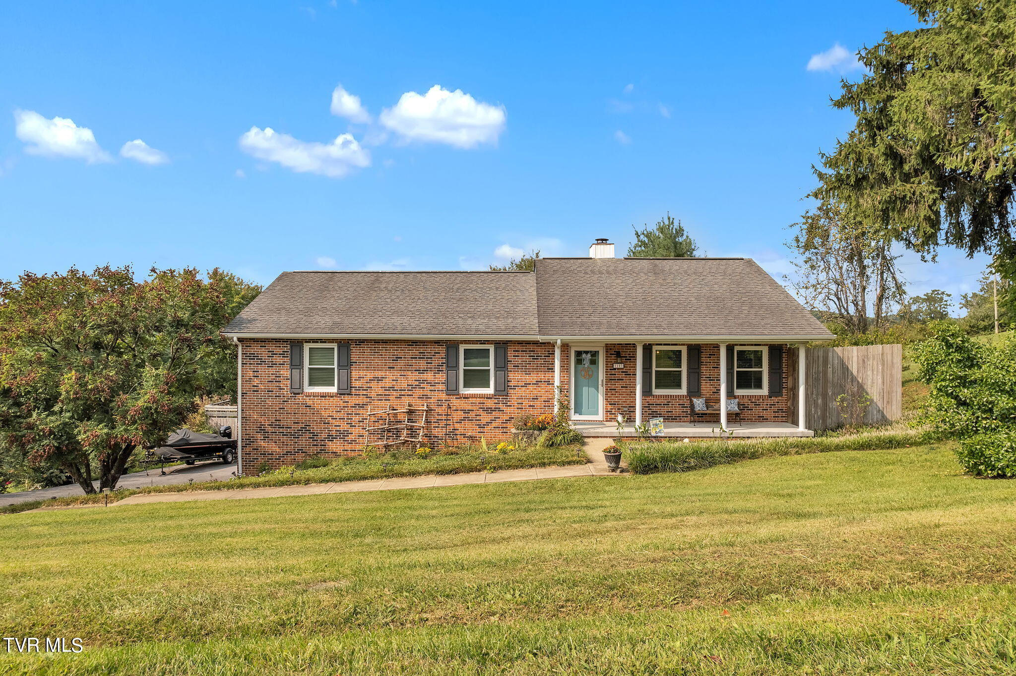 1103 Panorama Drive, Abingdon, Virginia image 2