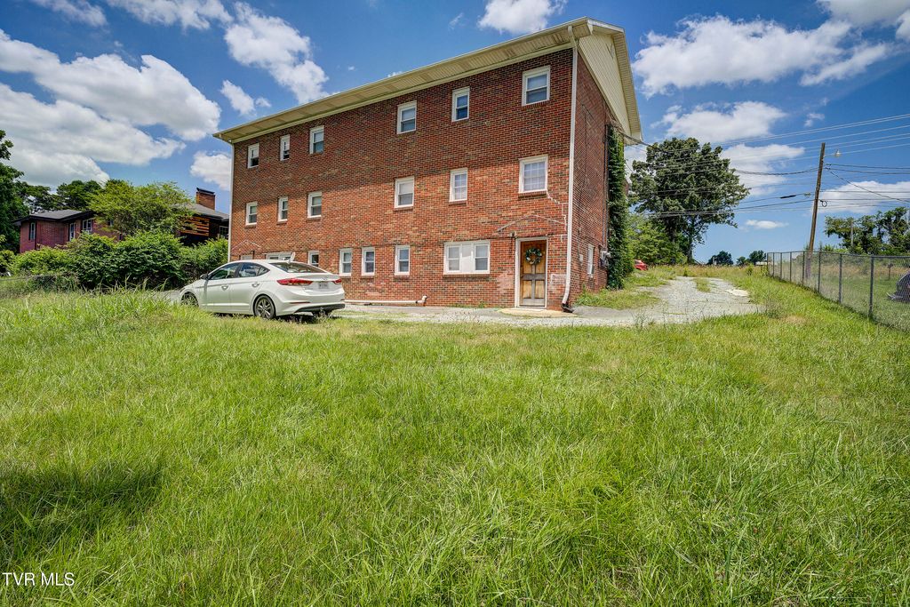 Photo of 3411 Walnut Street, Johnson City, TN 37604 (MLS # 9979343)