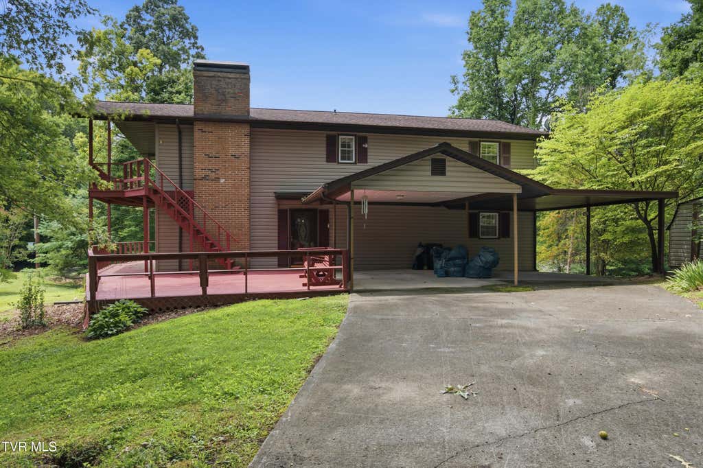 Photo of 123 Lexington Avenue, Elizabethton, TN 37643 (MLS # 9998518)
