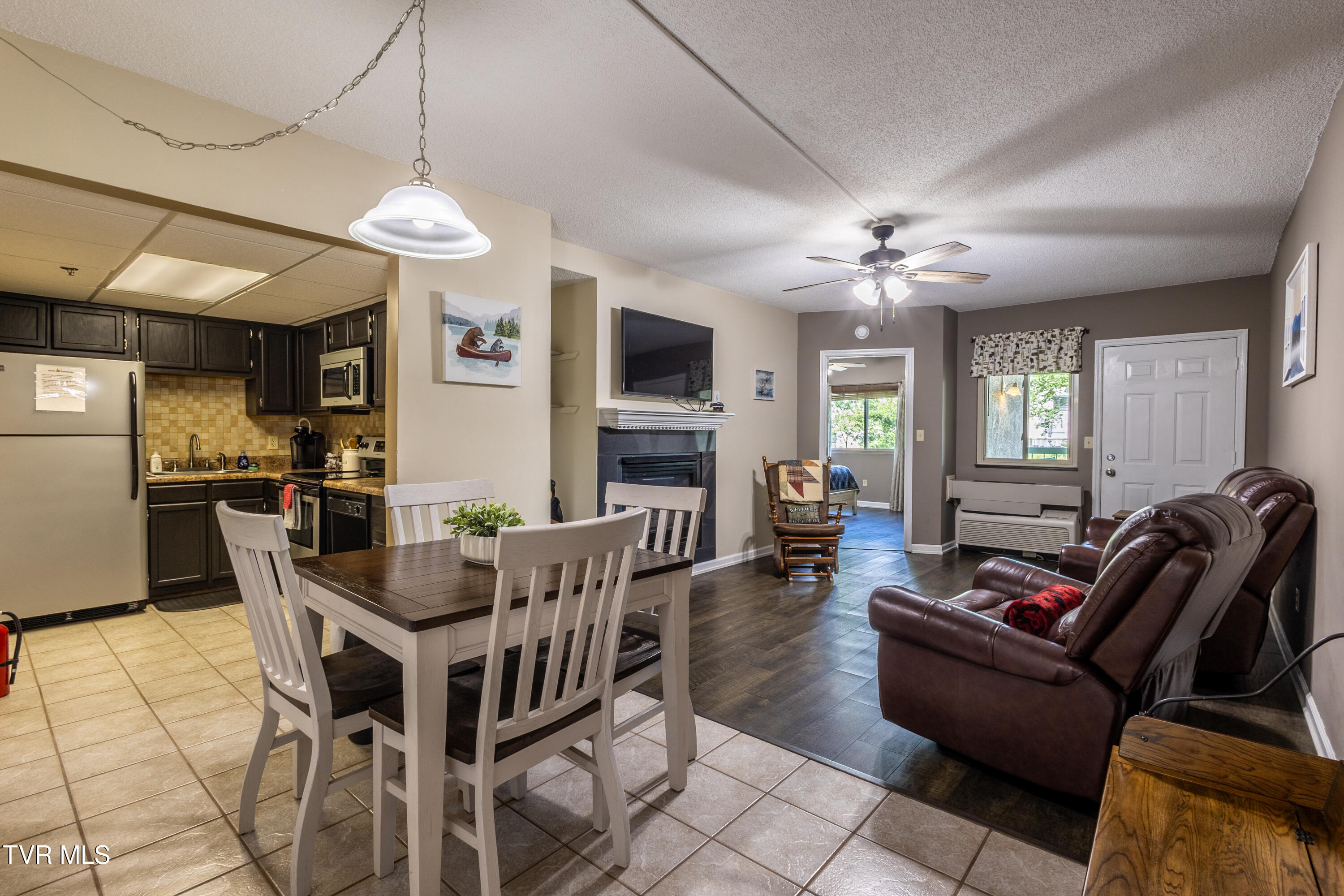 3215 River Road #106, Pigeon Forge, Tennessee image 3