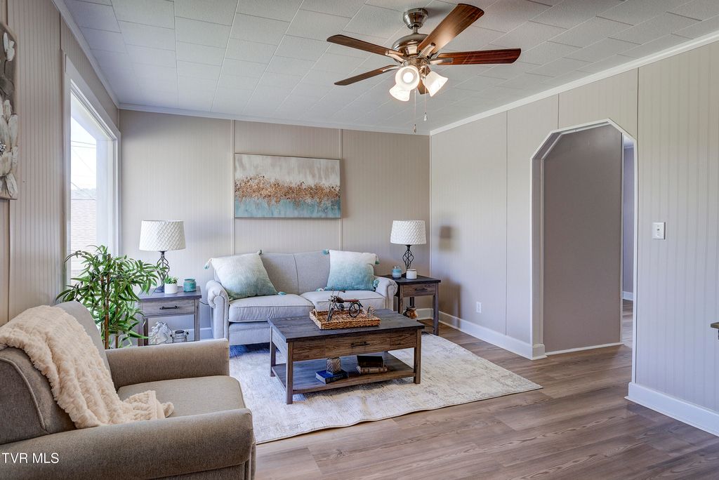 Photo of 2209 Jett Road, Kingsport, TN 37660 (MLS # 9986352)