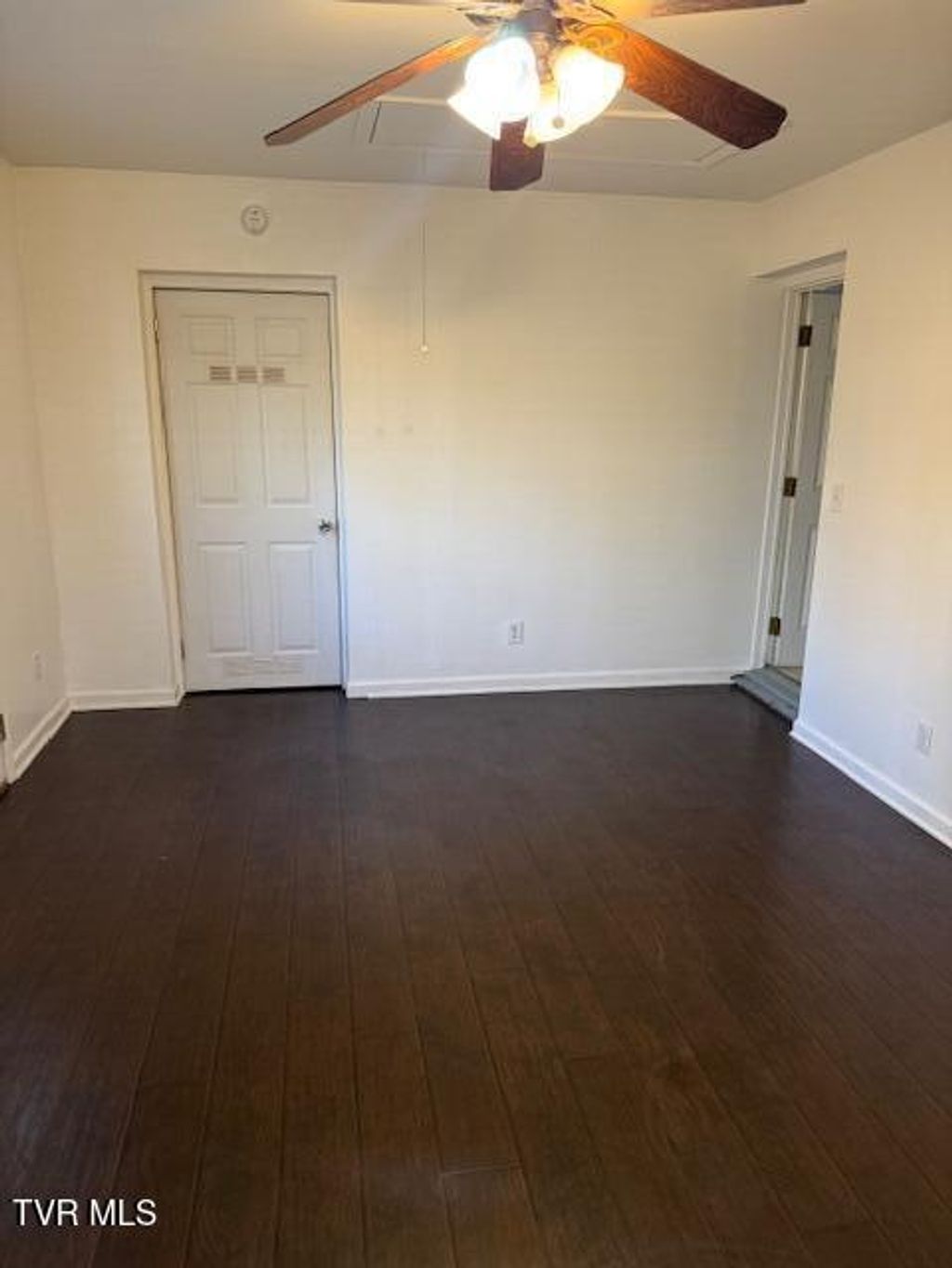 Photo of 4001 Englewood Boulevard, Johnson City, TN 37601 (MLS # 9989923)